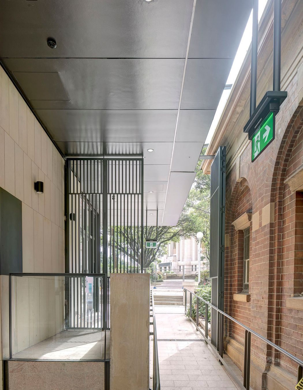 New link from corner of Elizabeth and Liverpool Streets to the Anzac Memorial.