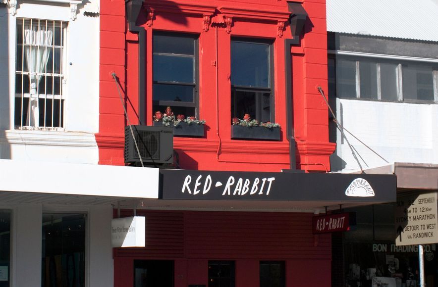 Red Rabbit, Restaurant