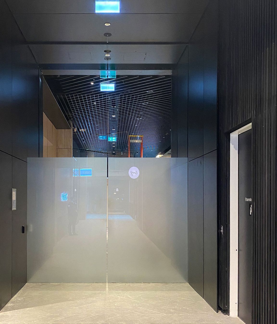 AutoCav Commercial frameless glass cavity slider