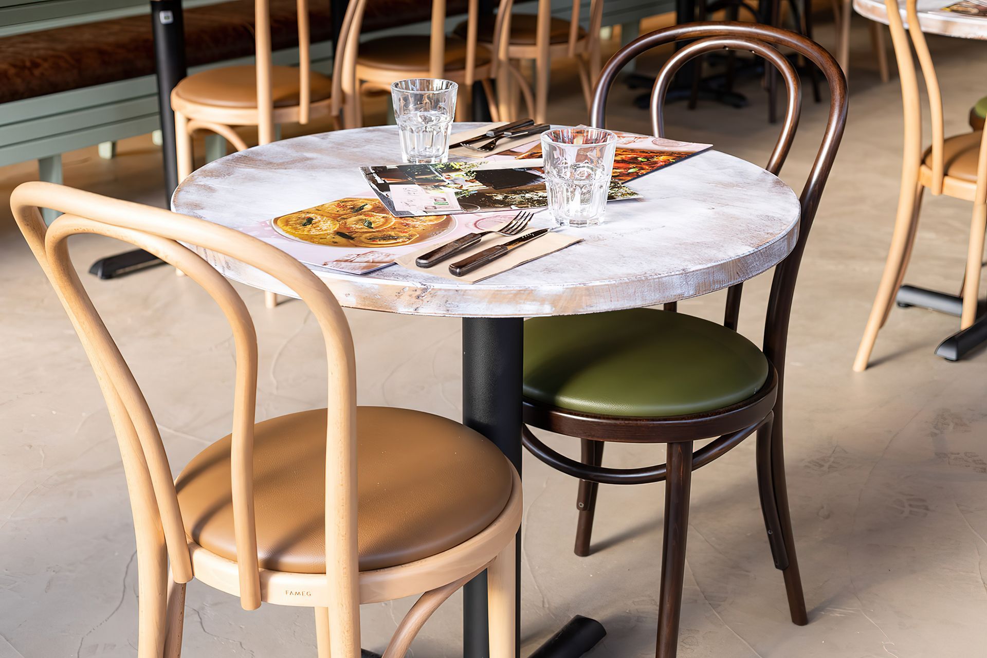 Italian-Street-Kitchen-by-Isabella09-gigapixel-standard-scale-200x.jpg