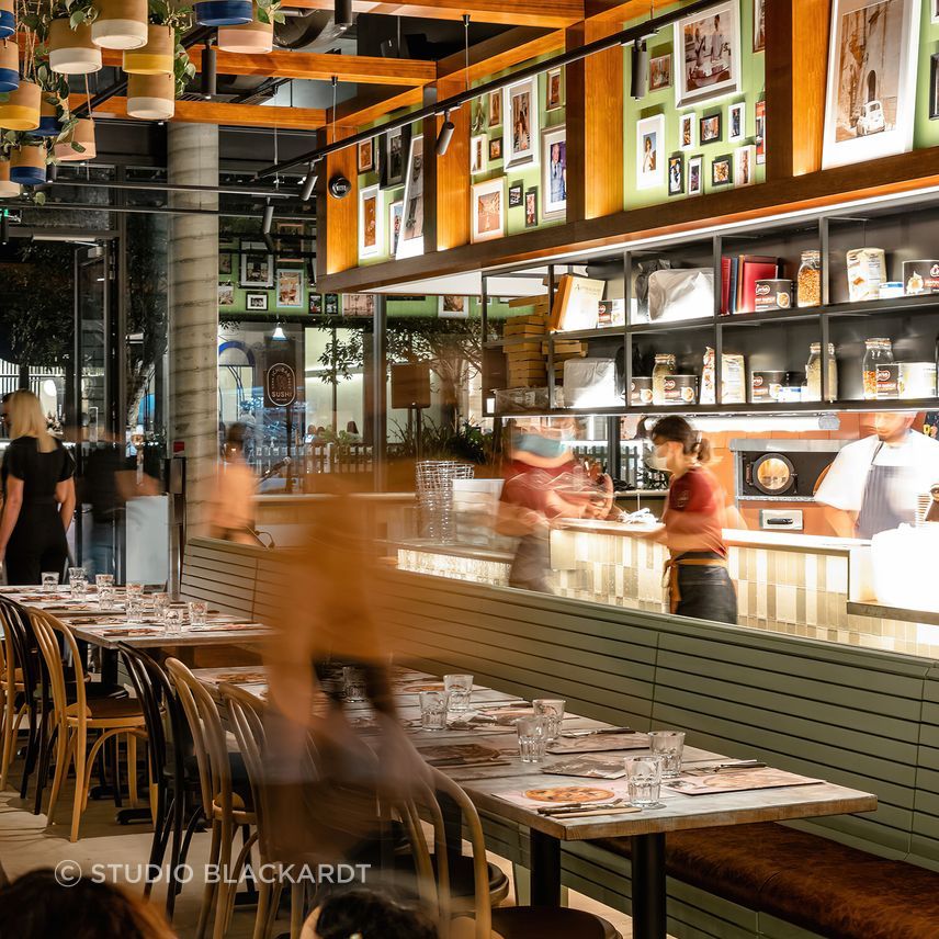 Italian-Street-Kitchen-by-Isabella11-gigapixel-standard-scale-200x.jpg