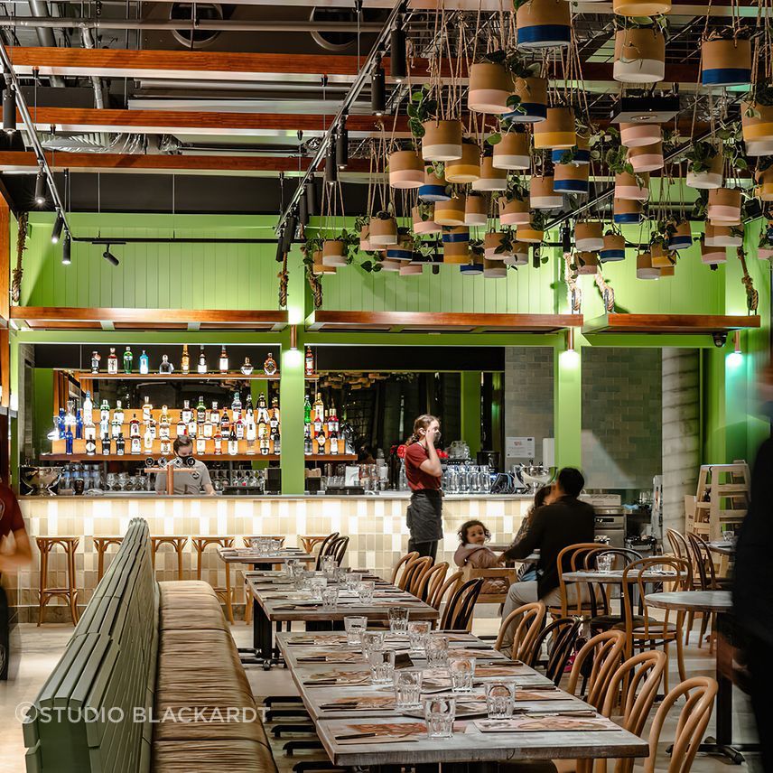 Italian-Street-Kitchen-by-Isabella13-gigapixel-standard-scale-200x.jpg