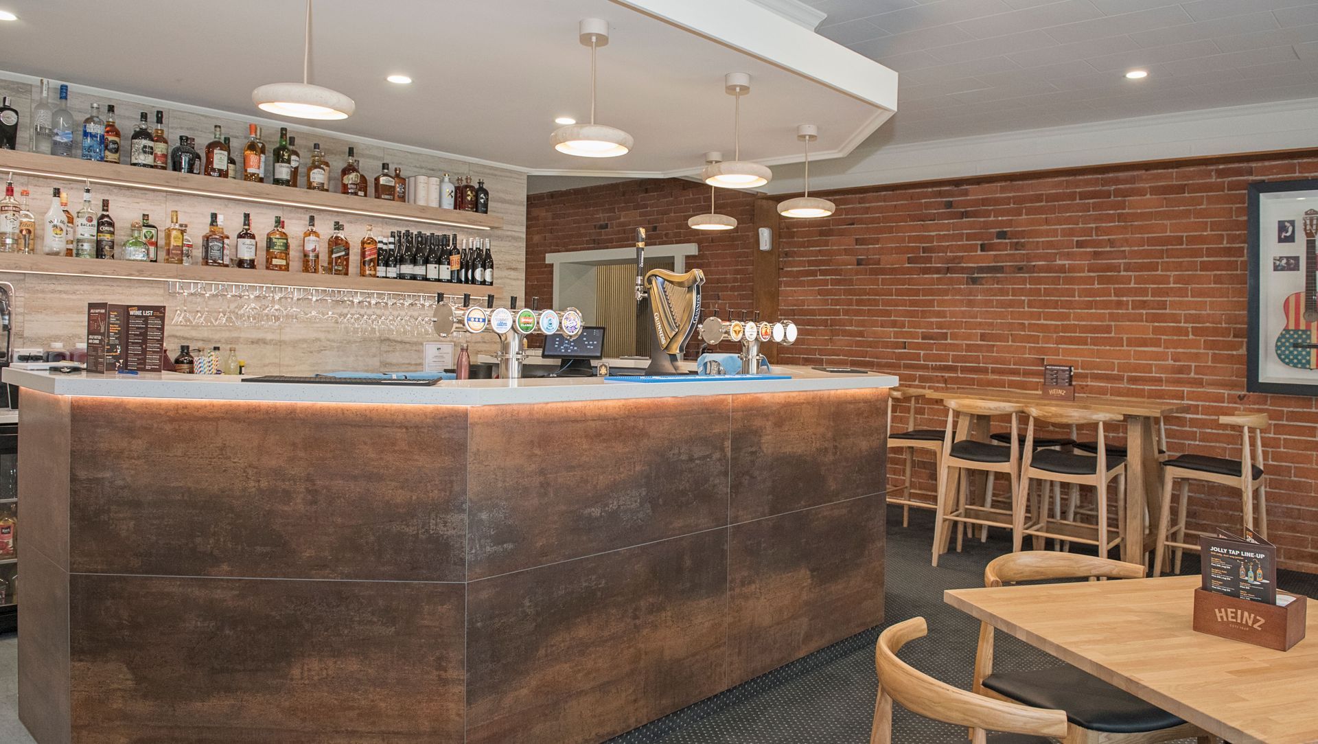 Jolly Burgers & Beers banner