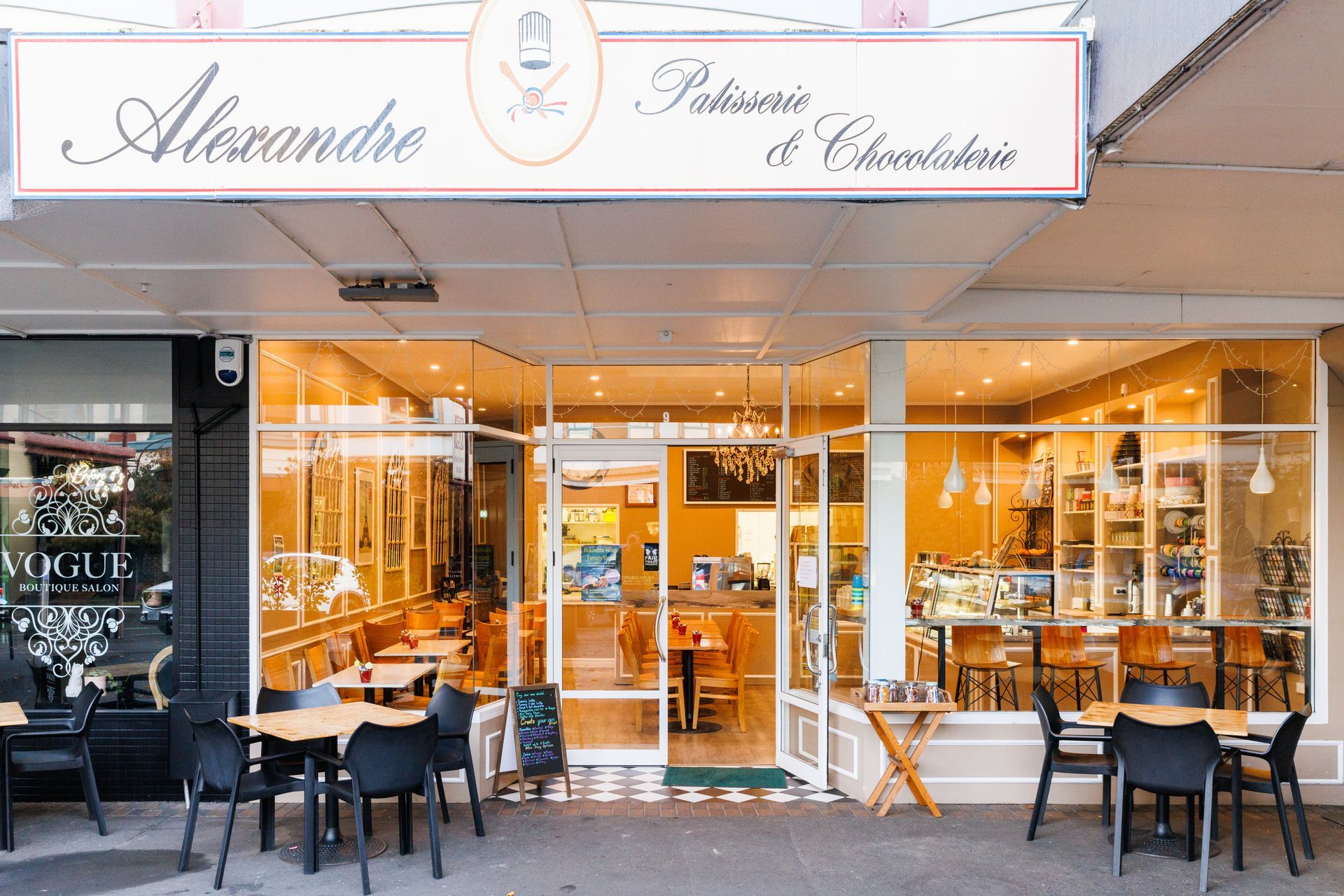 Alexandre Patisserie &amp; Chocolate