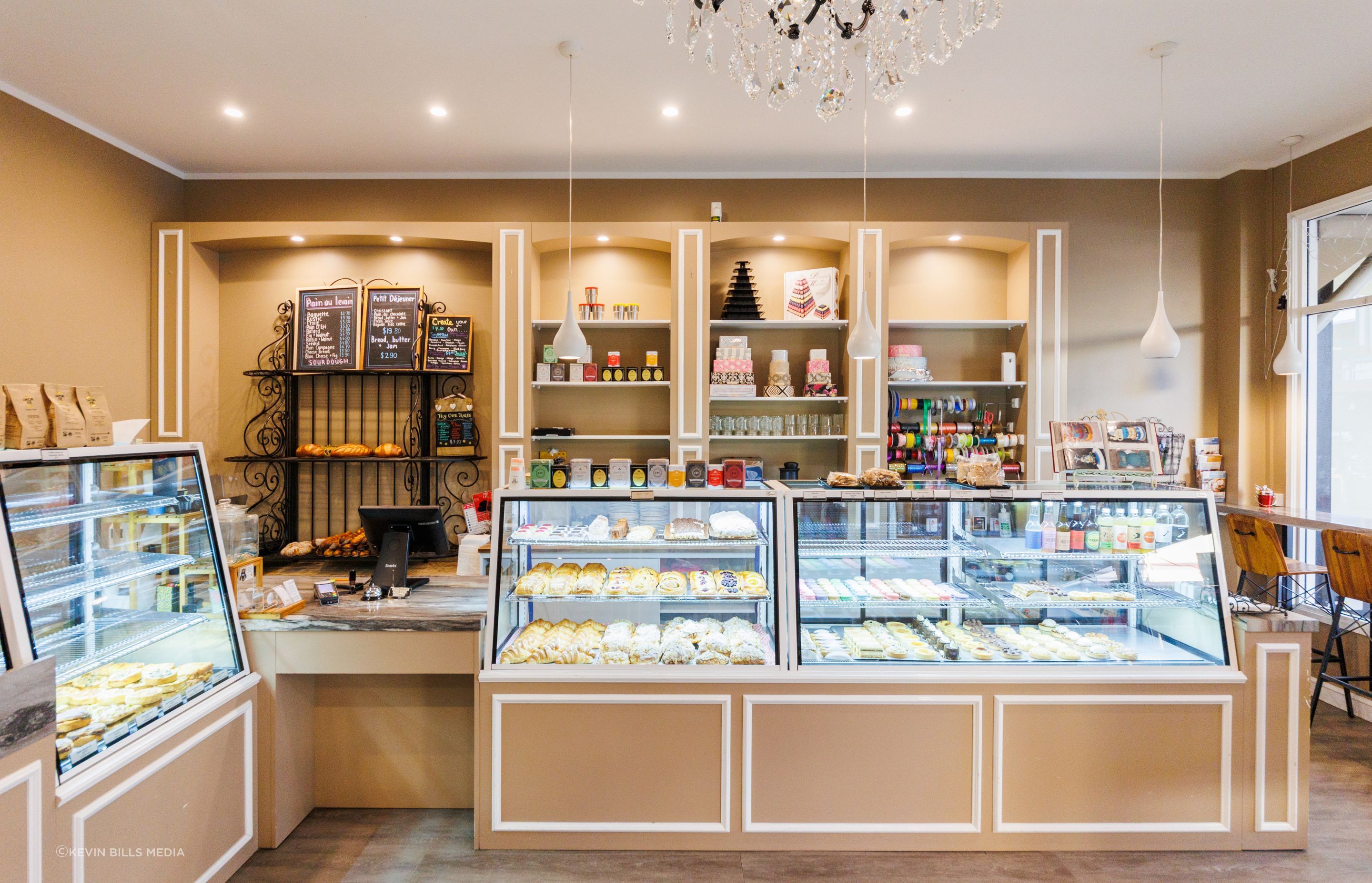 Alexandre Patisserie &amp; Chocolate