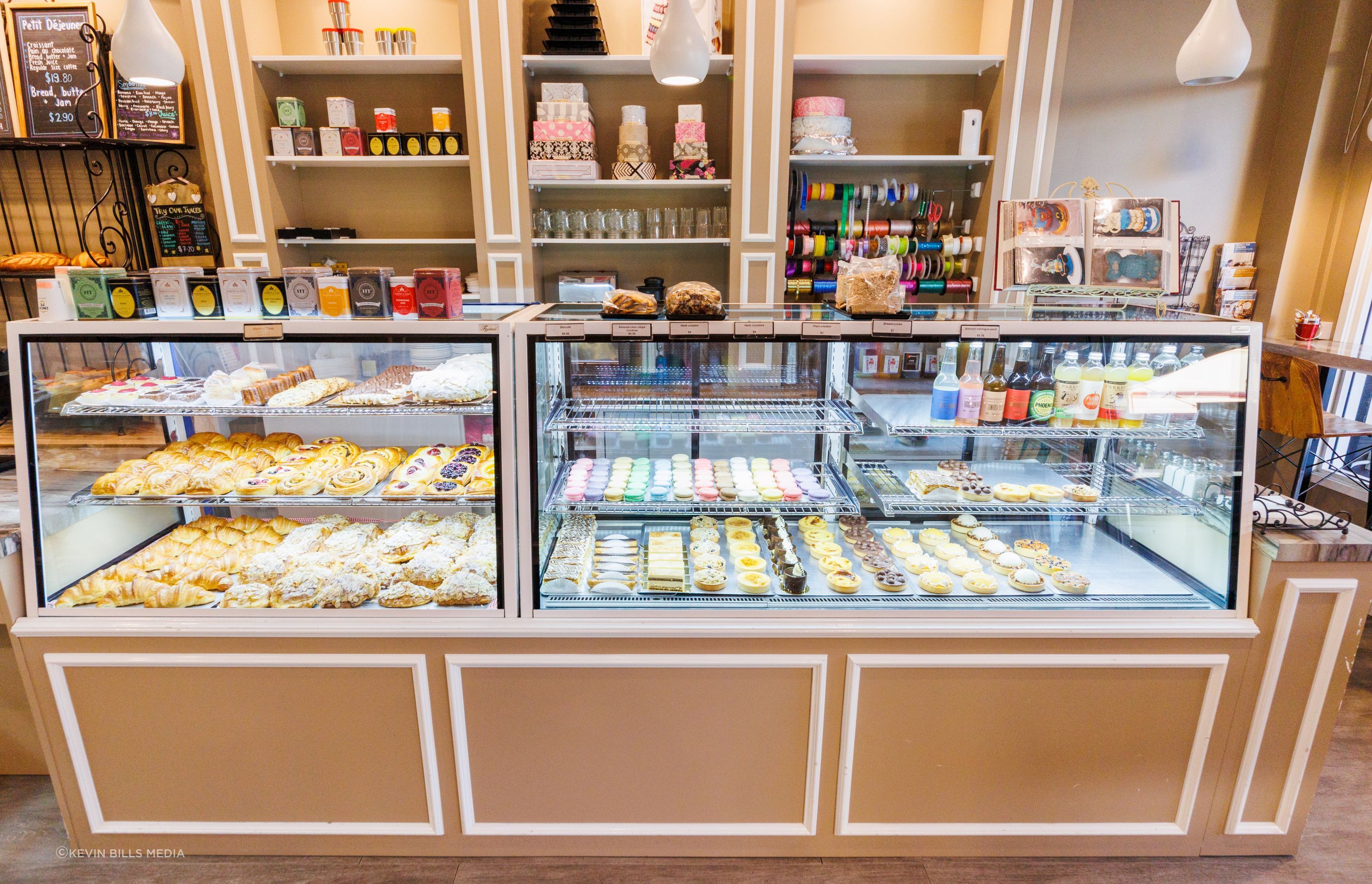 Alexandre Patisserie &amp; Chocolate