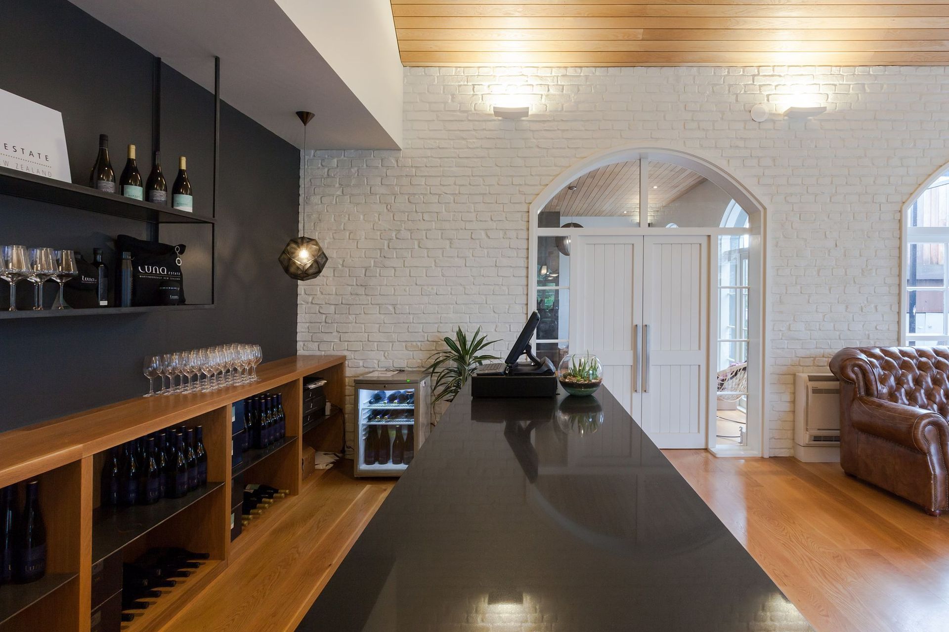 Luna Estate Cellar Door and Restaurant