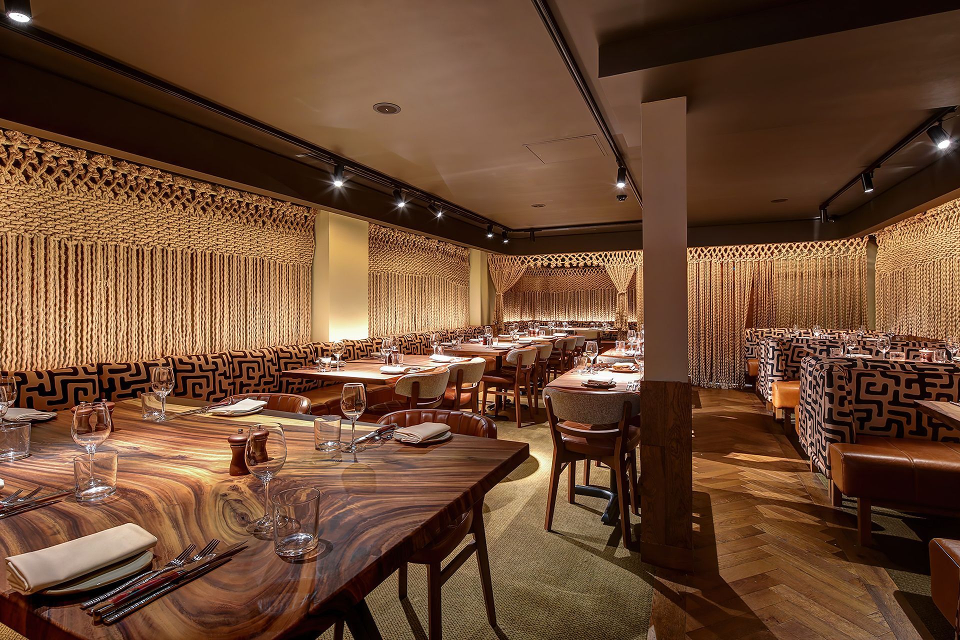 Meat-Wine-Co-Mayfair11-gigapixel-standard-scale-200x.jpg