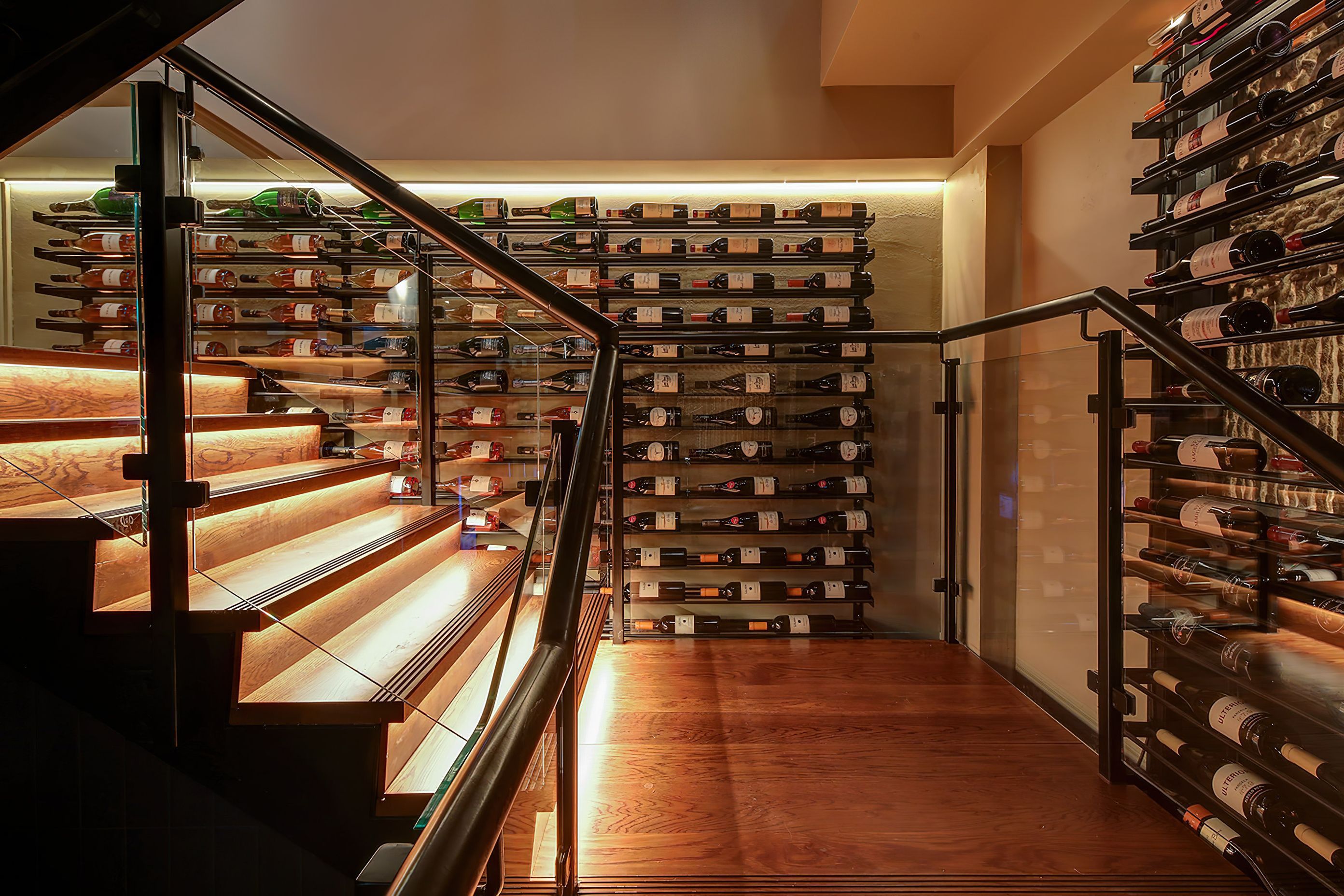 Meat-Wine-Co-Mayfair13-gigapixel-standard-scale-200x.jpg