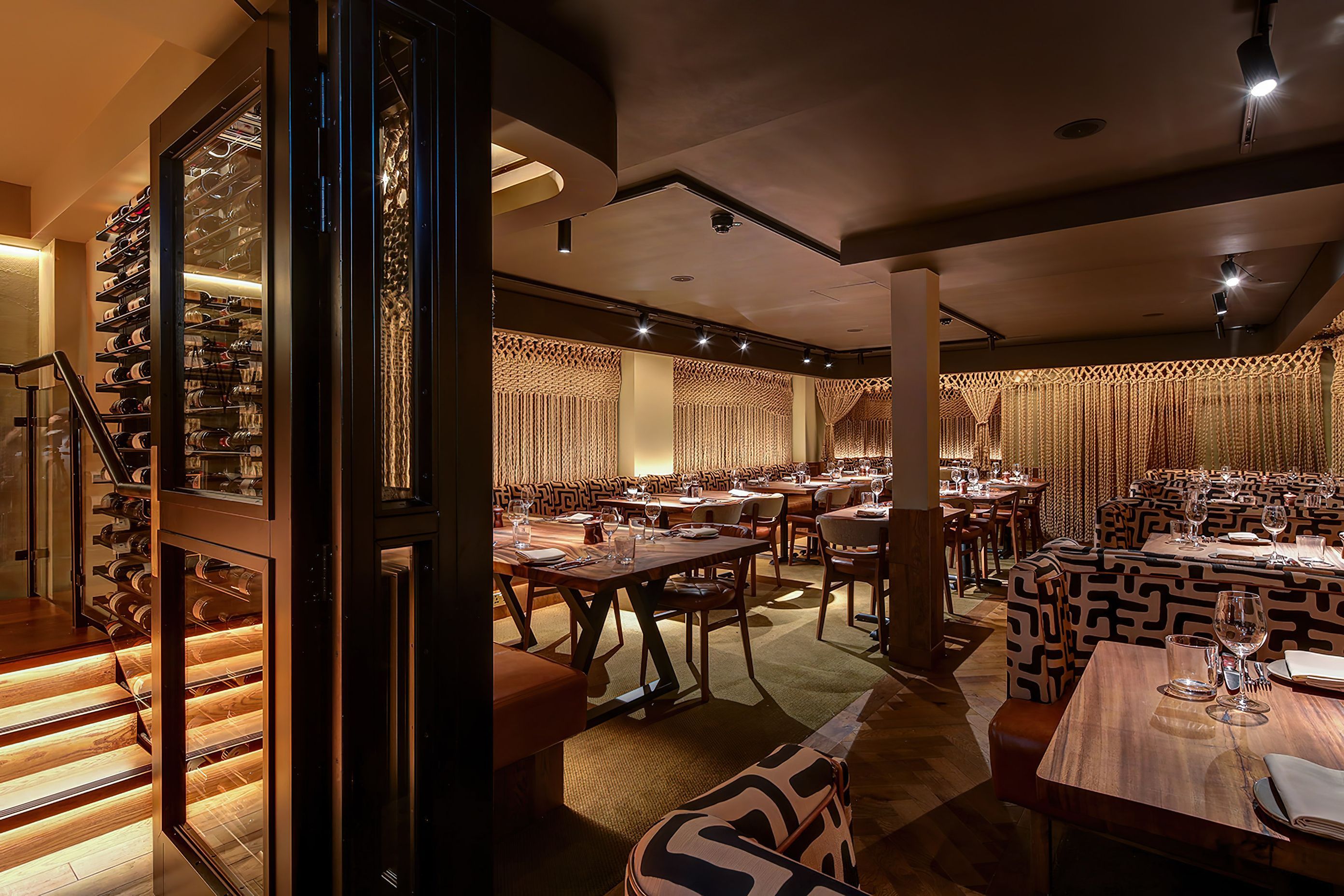 Meat-Wine-Co-Mayfair19-gigapixel-standard-scale-200x.jpg