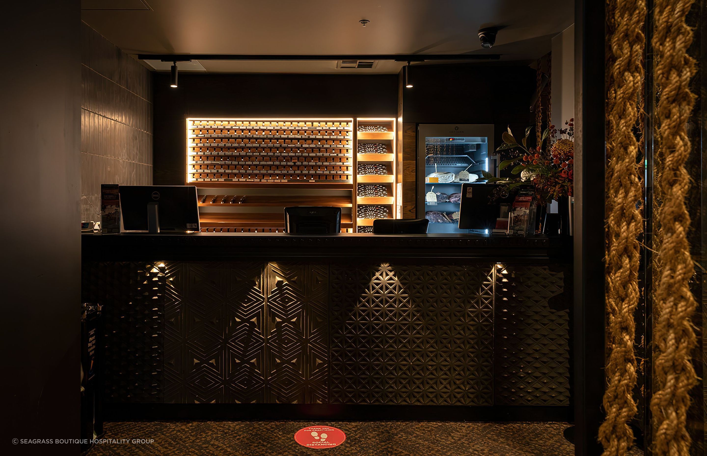 Meat-Wine-Co-Southbank-Melbourne02-gigapixel-standard-scale-200x.jpg