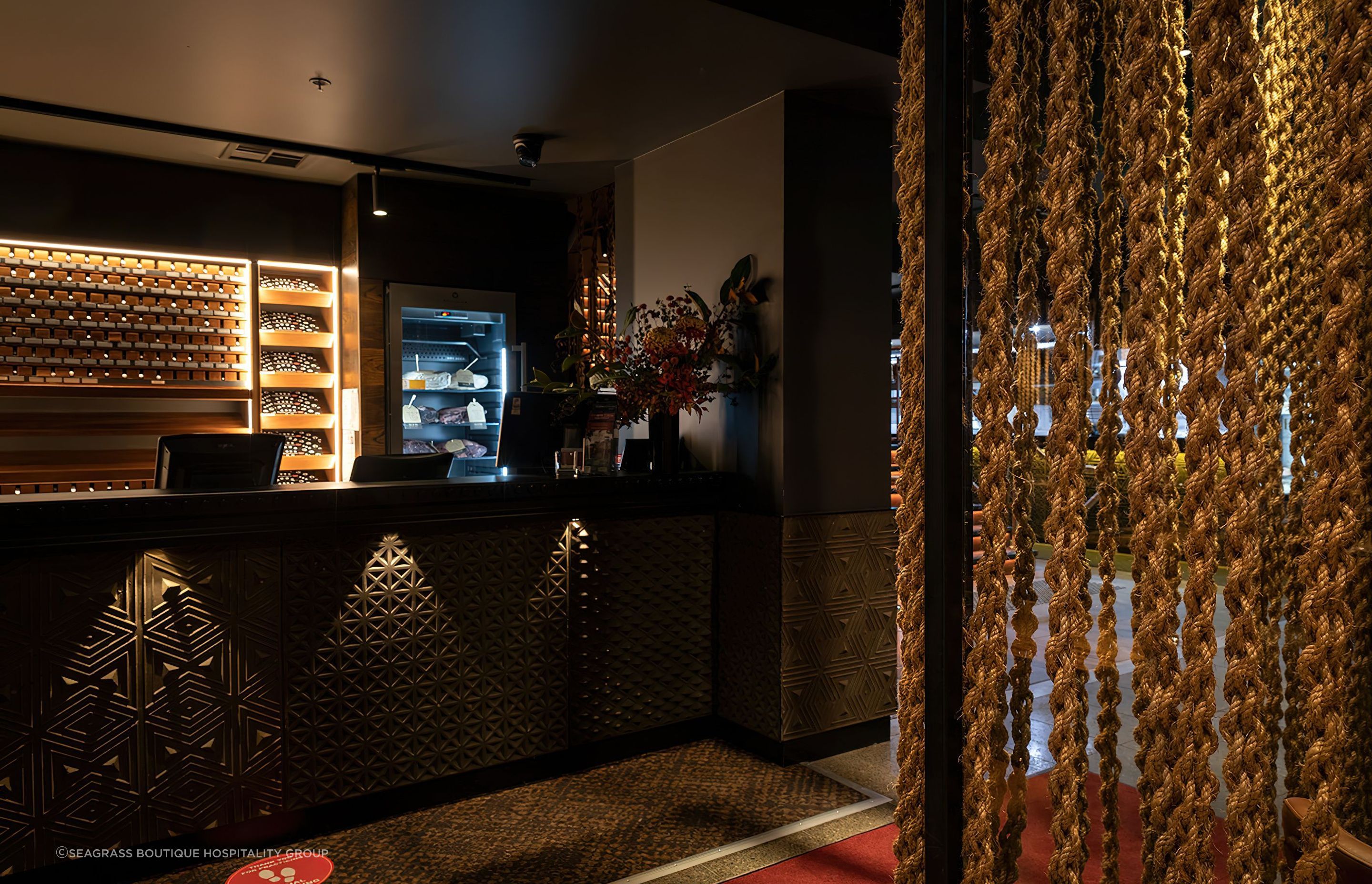 Meat-Wine-Co-Southbank-Melbourne03-gigapixel-standard-scale-200x.jpg