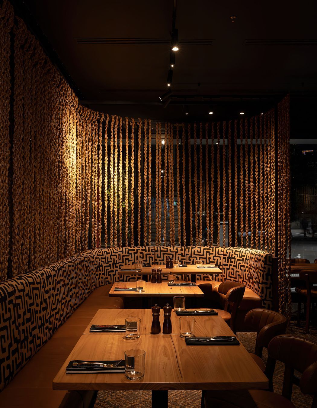 Meat-Wine-Co-Southbank-Melbourne13-gigapixel-standard-scale-200x.jpg