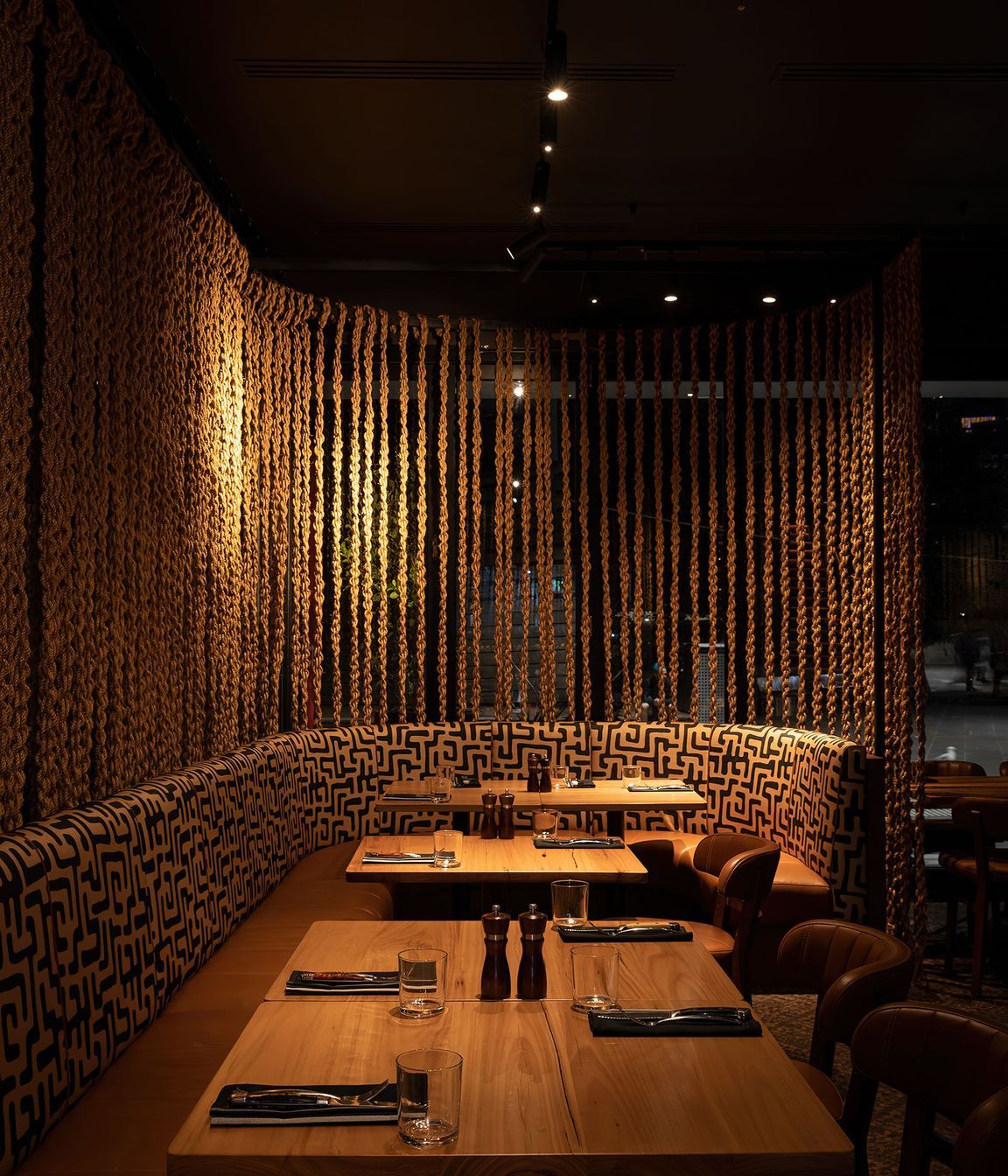 Meat-Wine-Co-Southbank-Melbourne13-gigapixel-standard-scale-200x.jpg