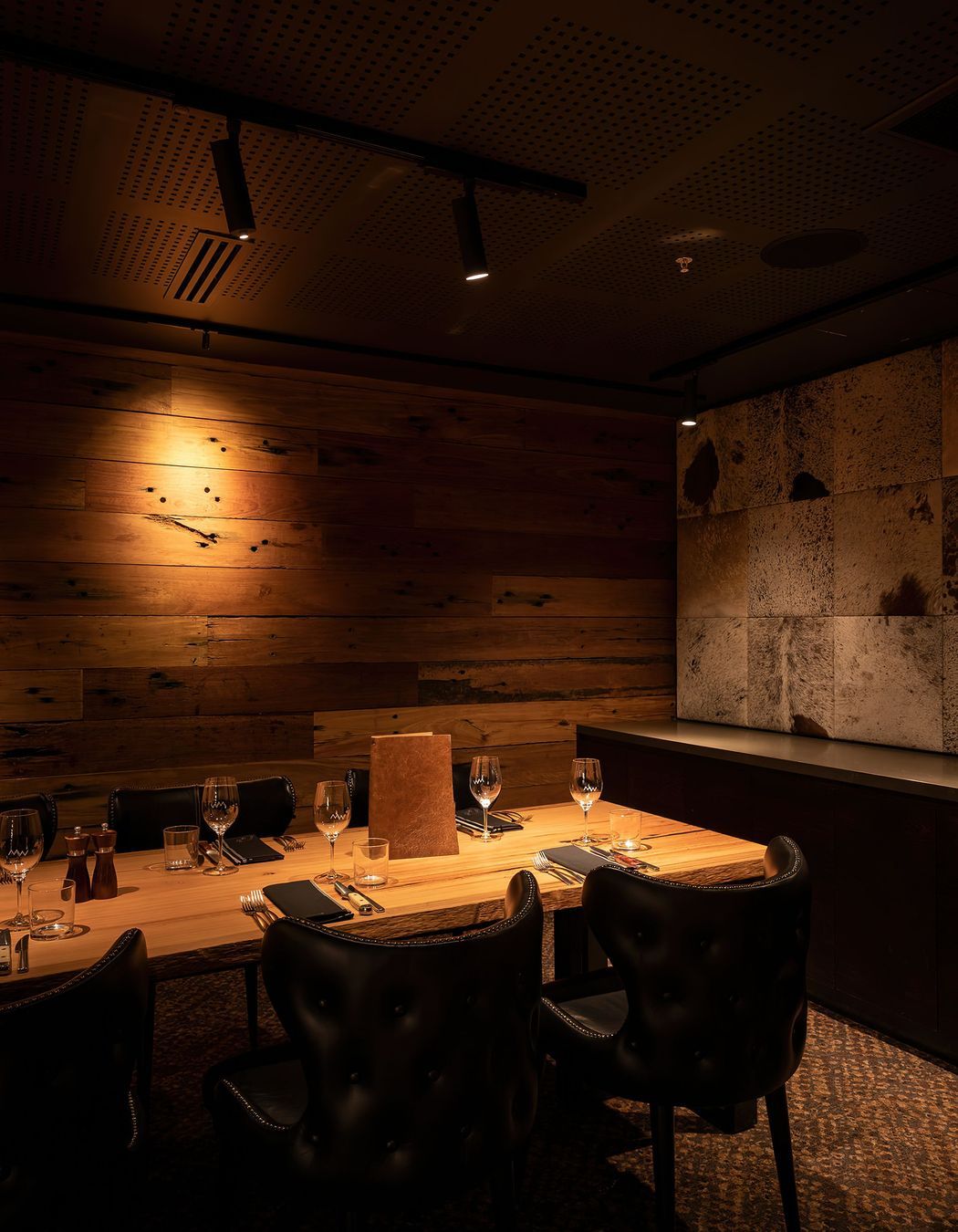 Meat-Wine-Co-Southbank-Melbourne29-gigapixel-standard-scale-200x.jpg