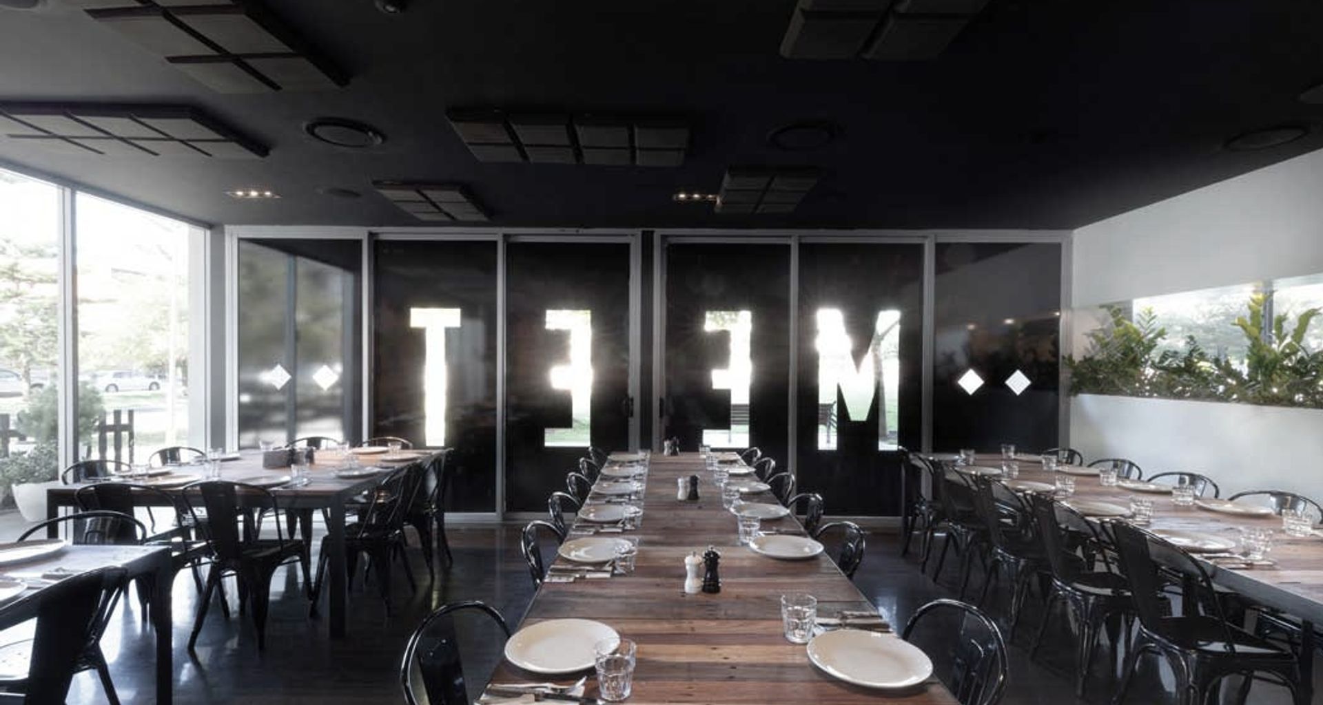 Meet Restaurant banner