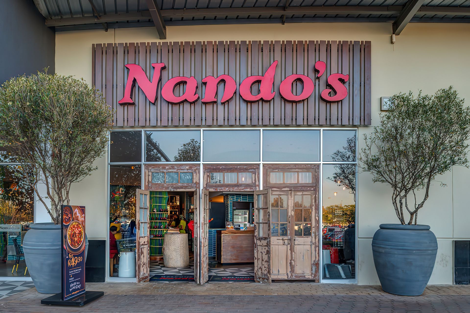 Nandos218-gigapixel-standard-scale-300x.jpg