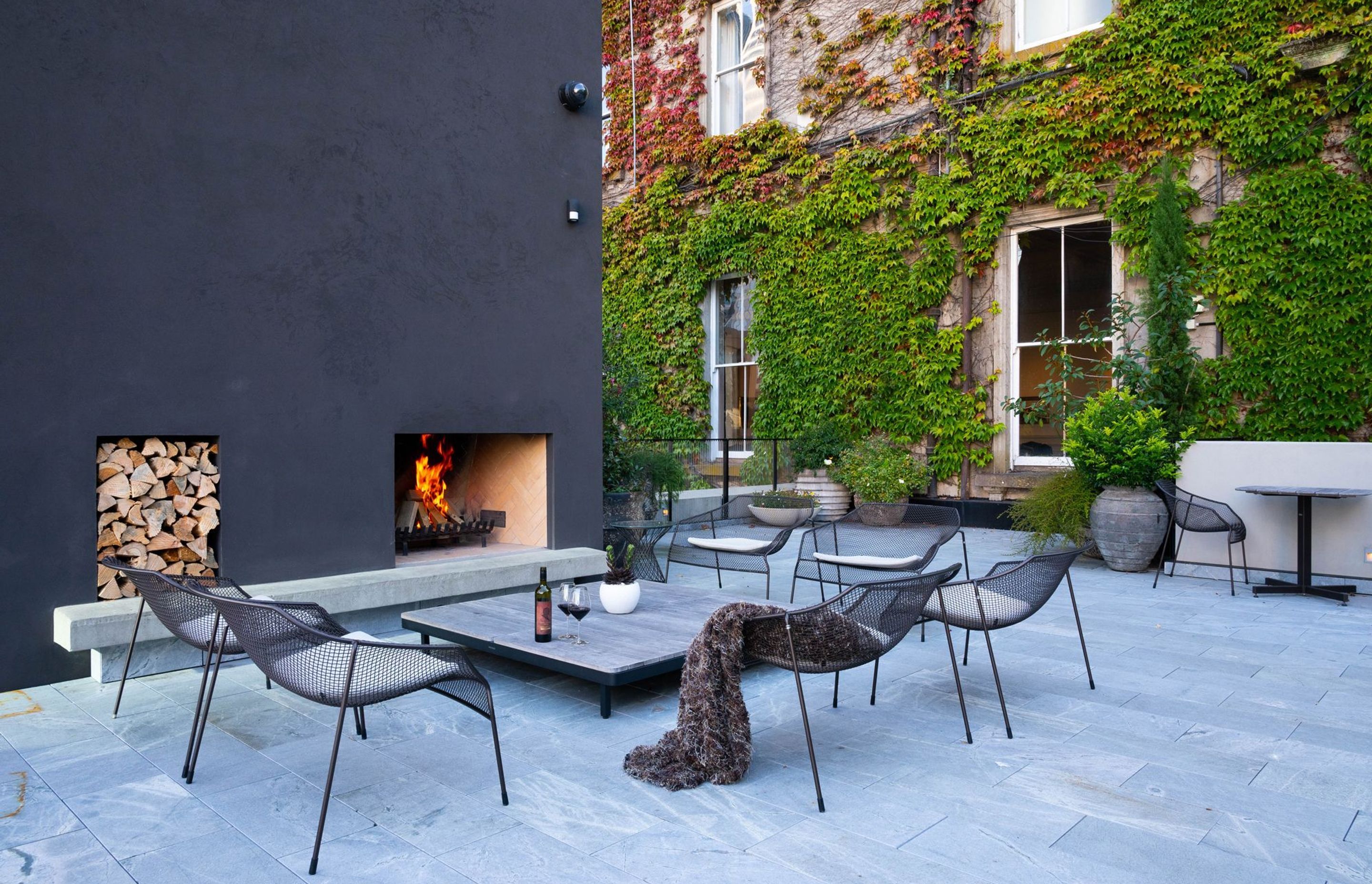 Warmington Traditional 1200 Outdoor Fire with herringbone brick pattern