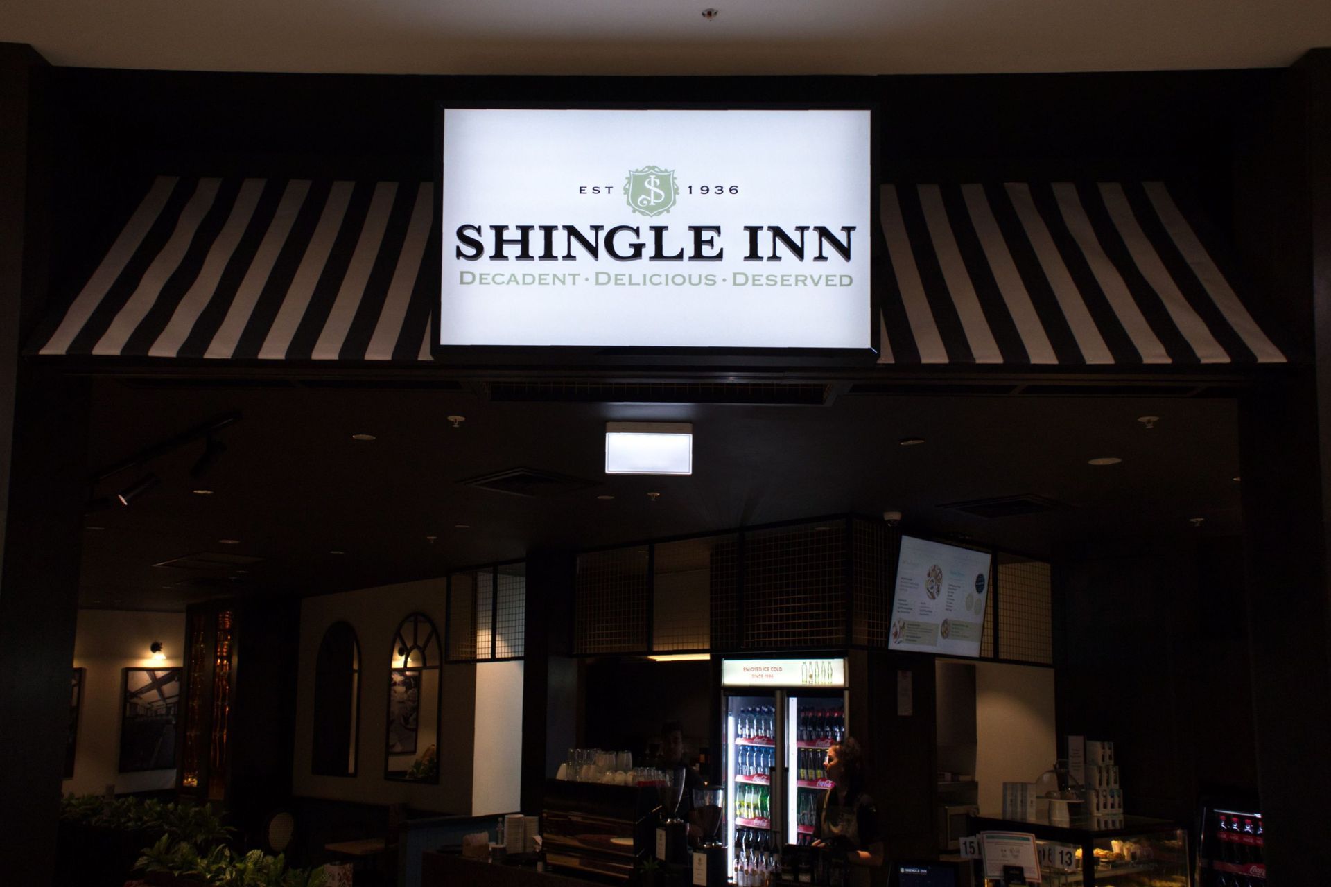 Shingle Inn, Glenfield Mall