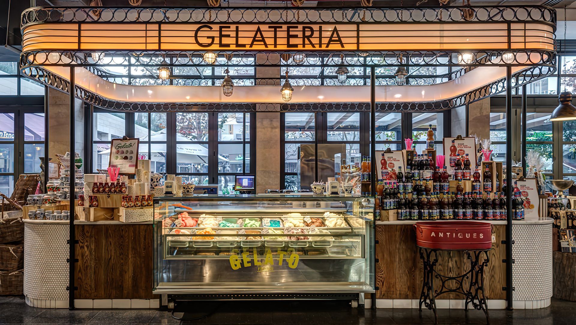 Old Town Italy, Menlyn Main banner