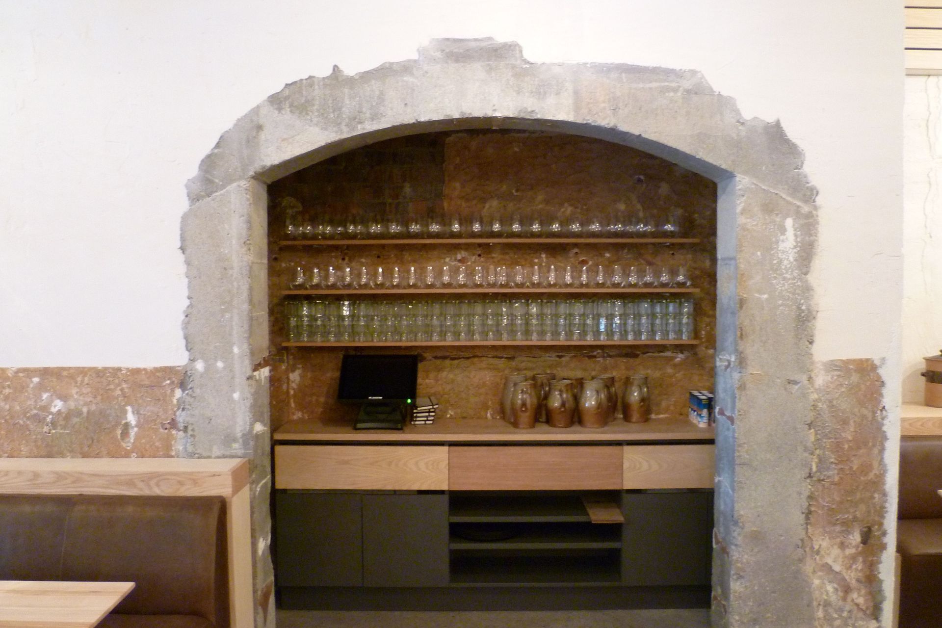 P1020969-v3.JPG