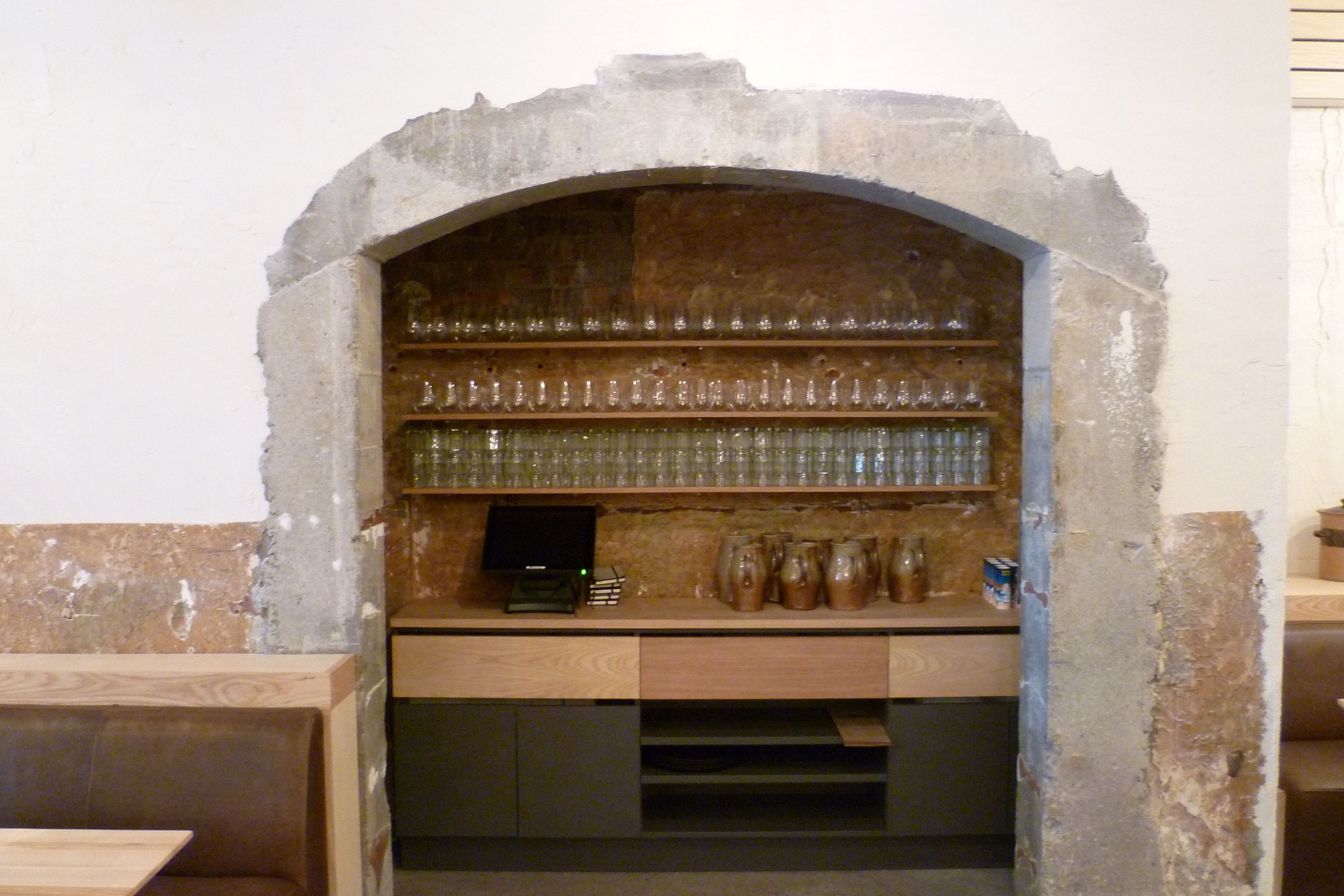 P1020969-v3.JPG