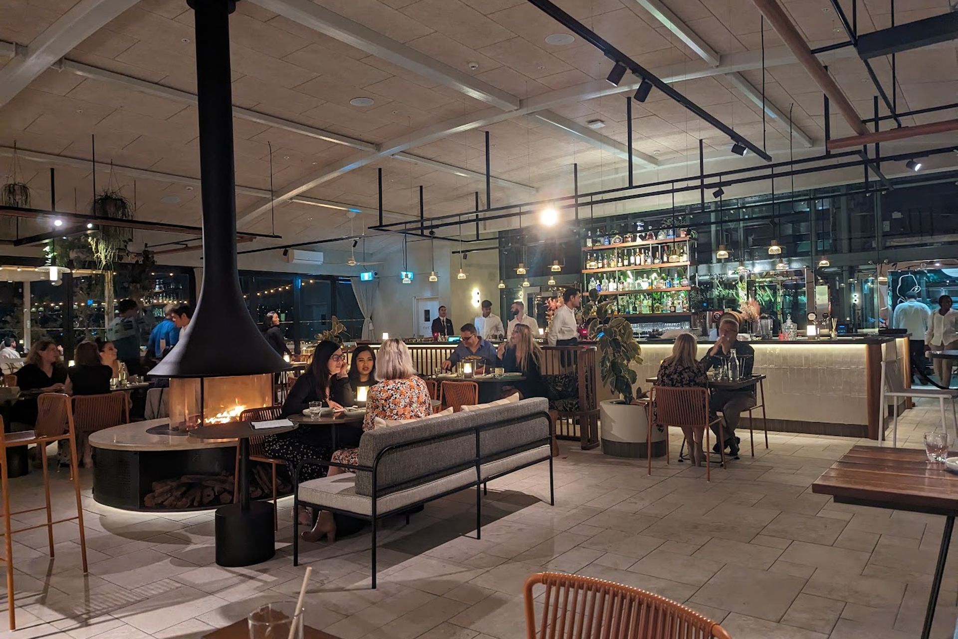 **&amp;&amp;Bankstown Sports Club, NSW (JC Bordelet Eva 992)