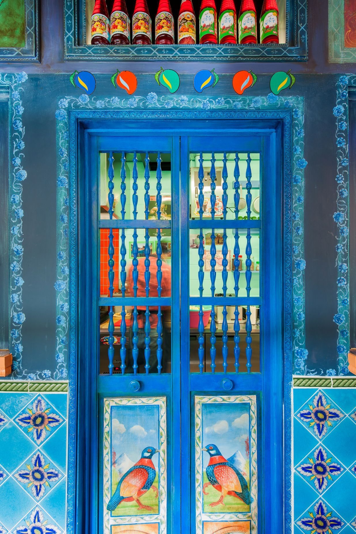 Parwana Kutchi Deli