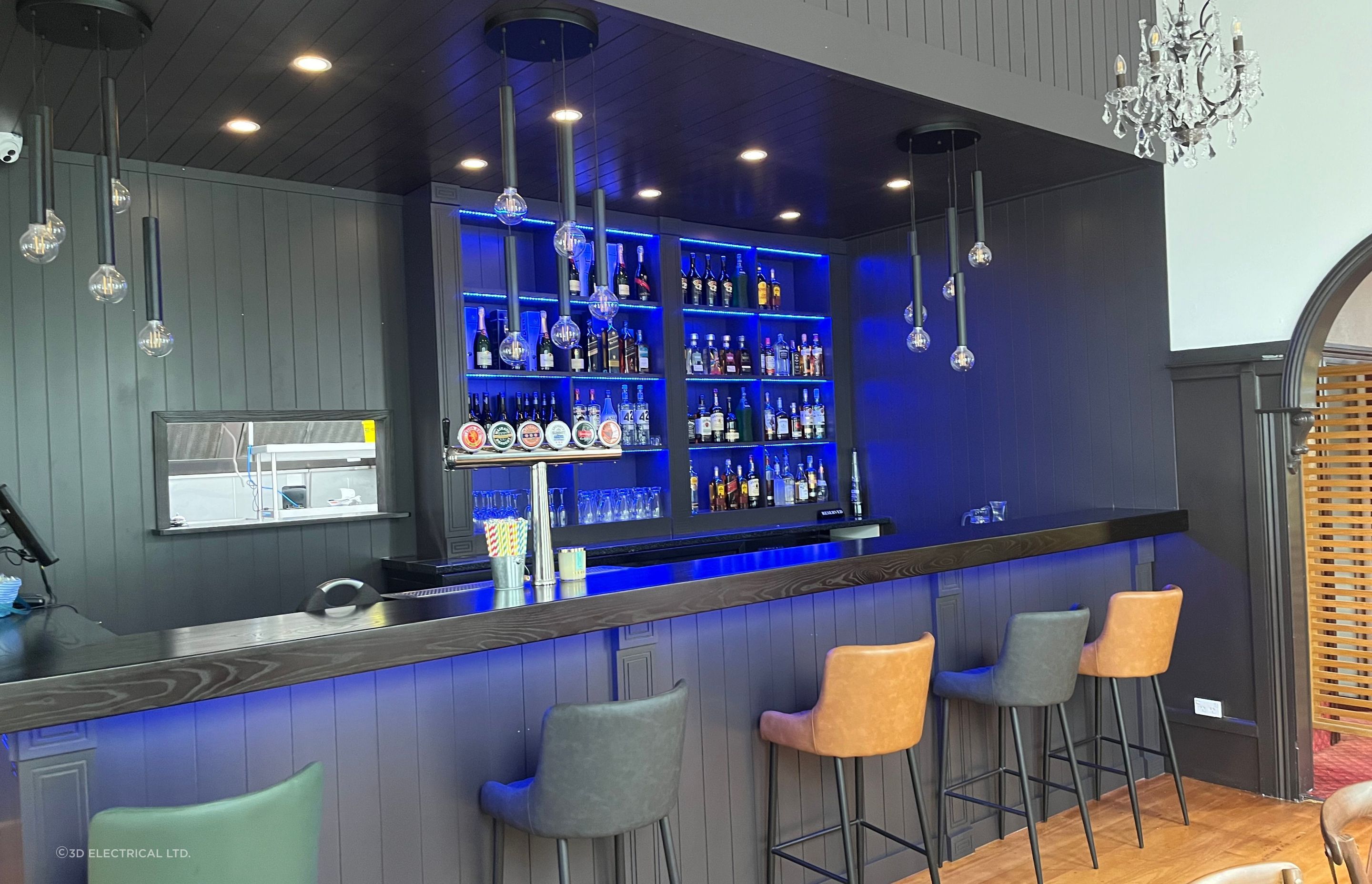 Wine &amp; Dine Restaurant