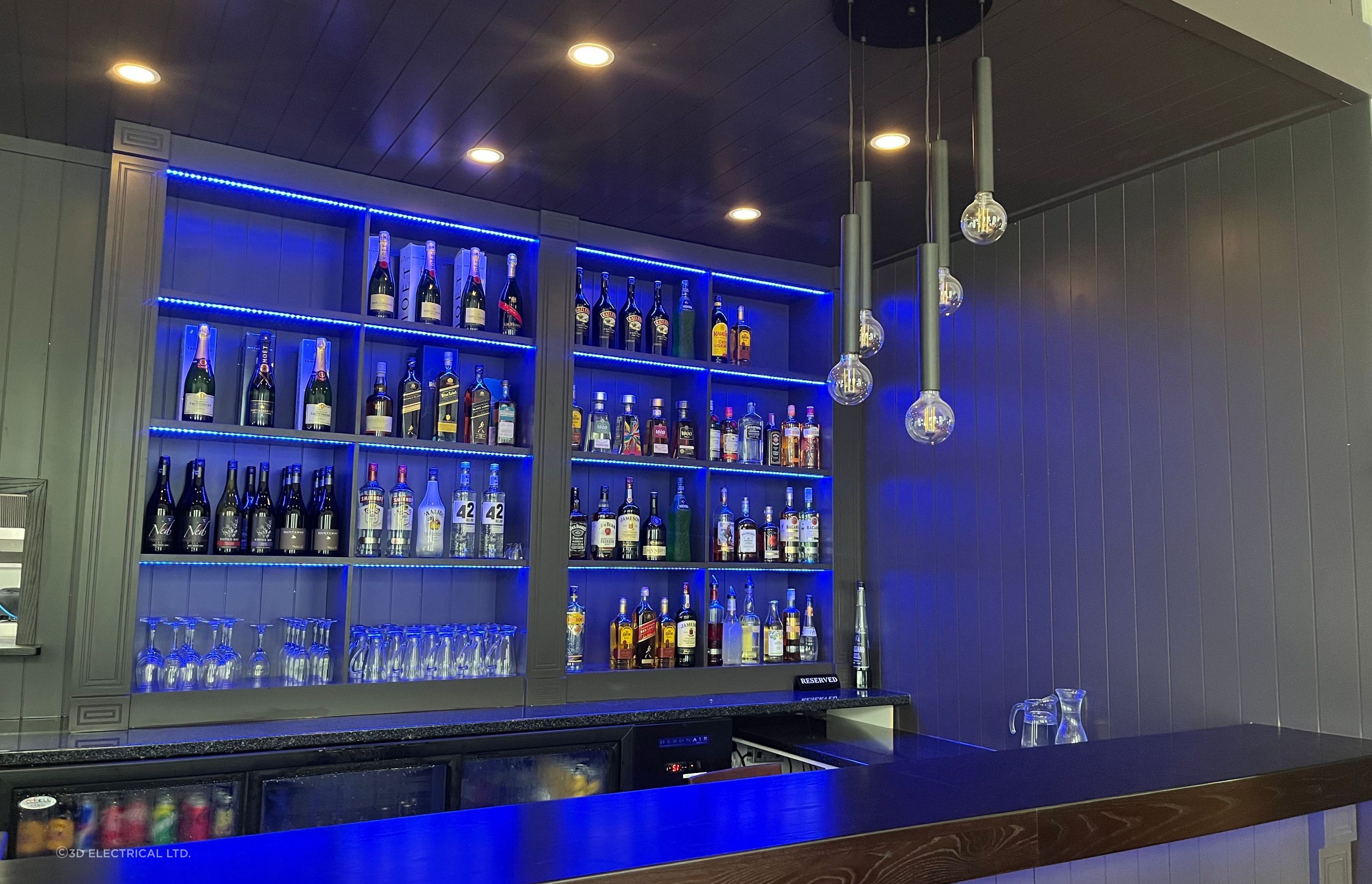 Wine &amp; Dine Restaurant