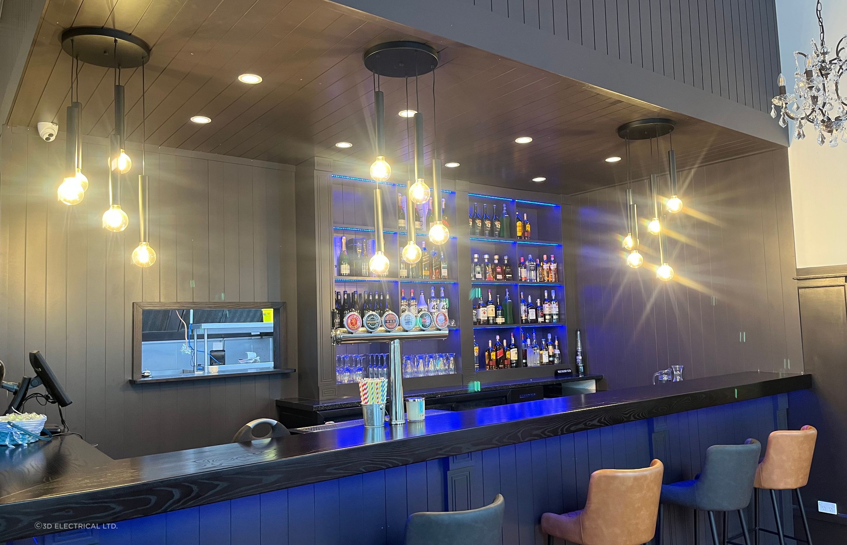 Wine &amp; Dine Restaurant