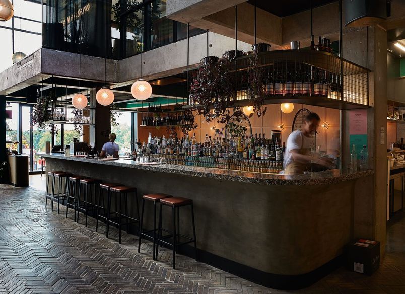 Mr Pickles, Restaurant & Bar