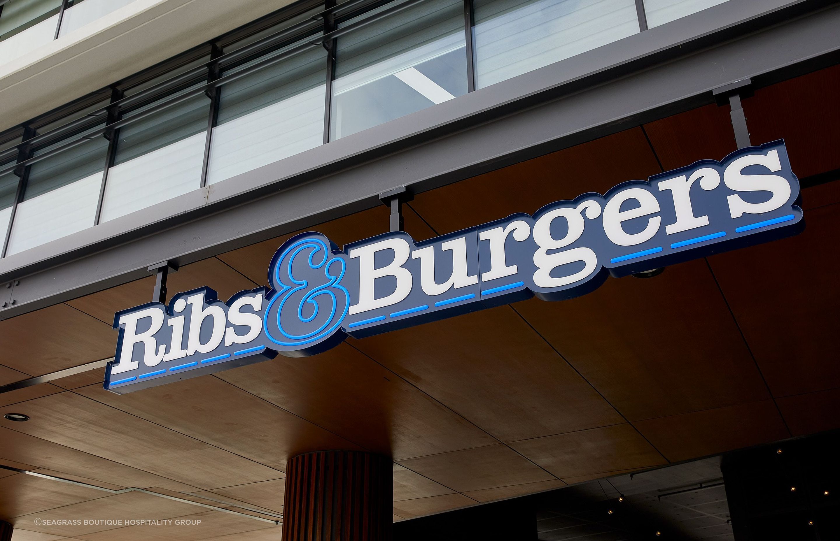 Ribs-Burgers-Bella-Vista04-v2.jpg