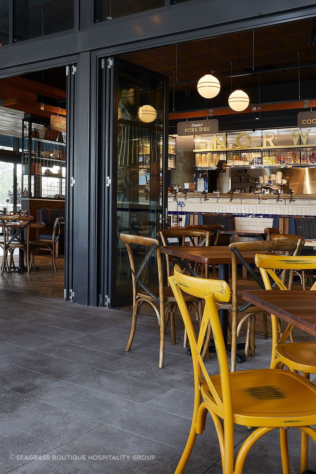 Ribs-Burgers-Bella-Vista14.jpg