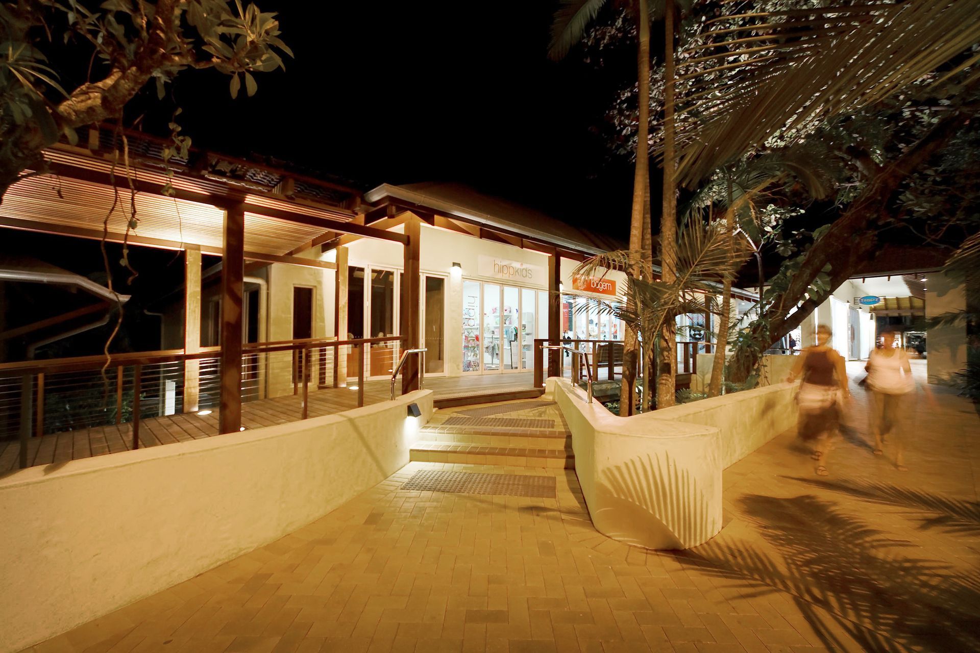 Portico Shopping Village