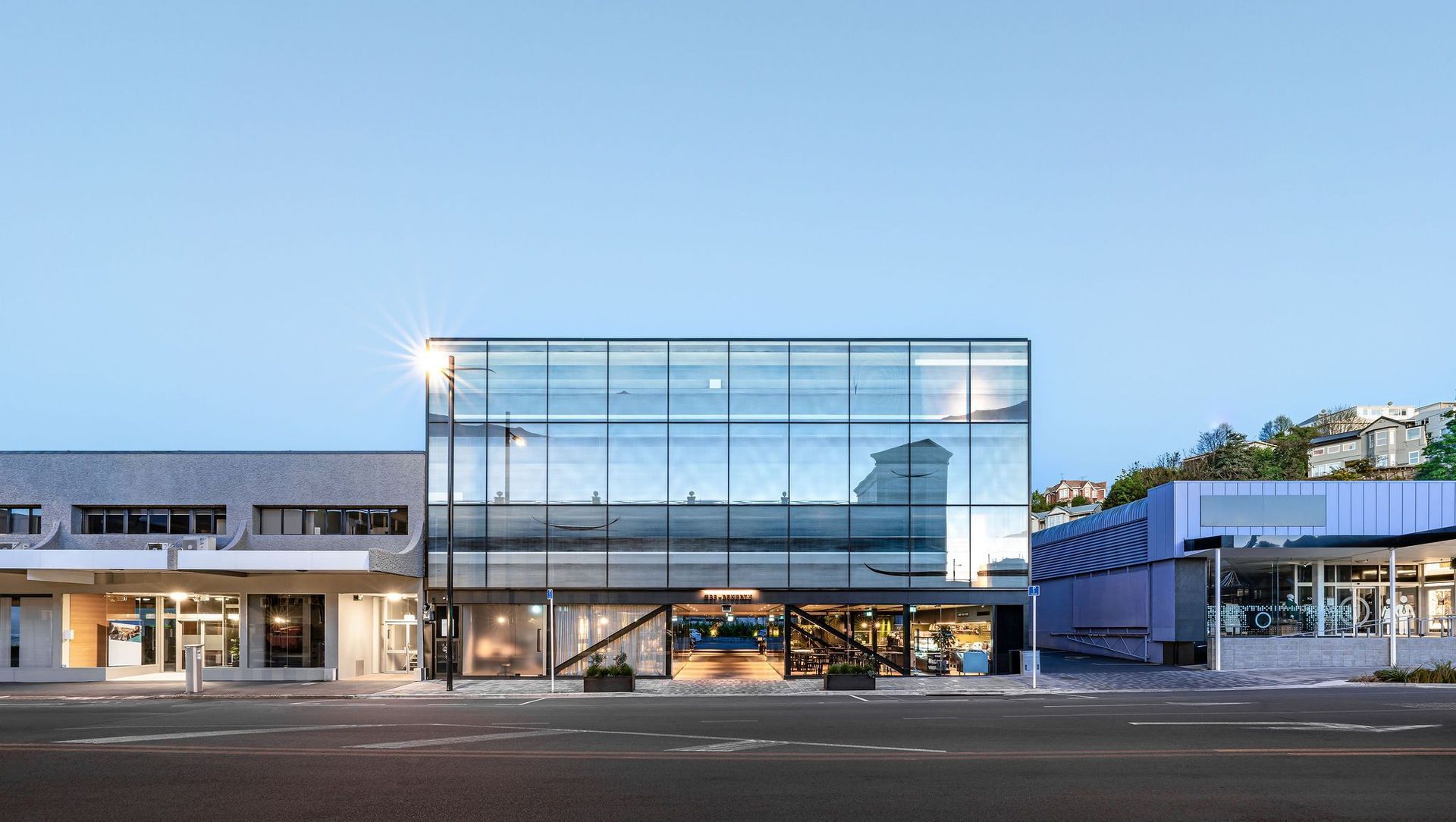 EBB Hotel banner