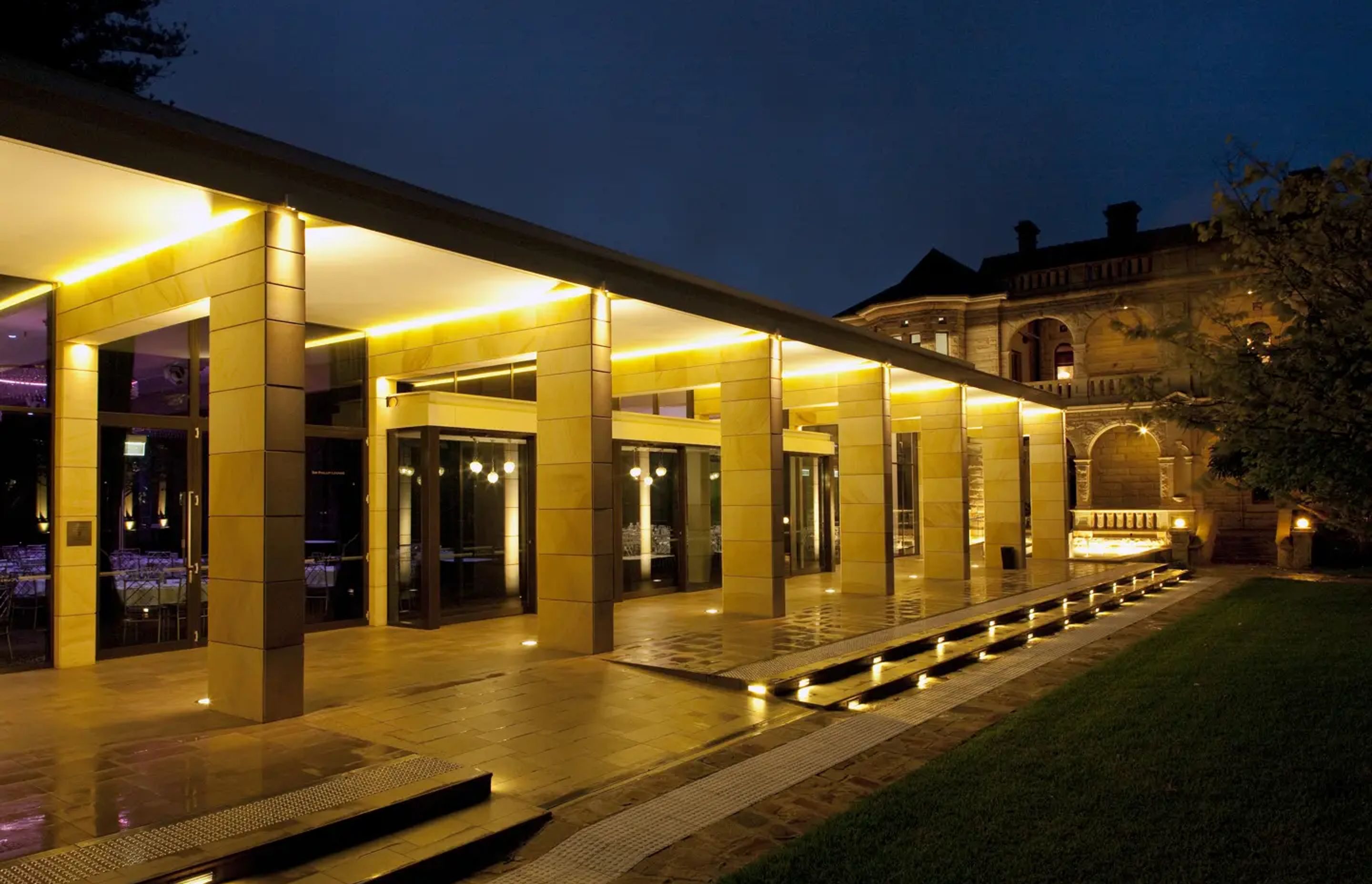 Curzon Hall
