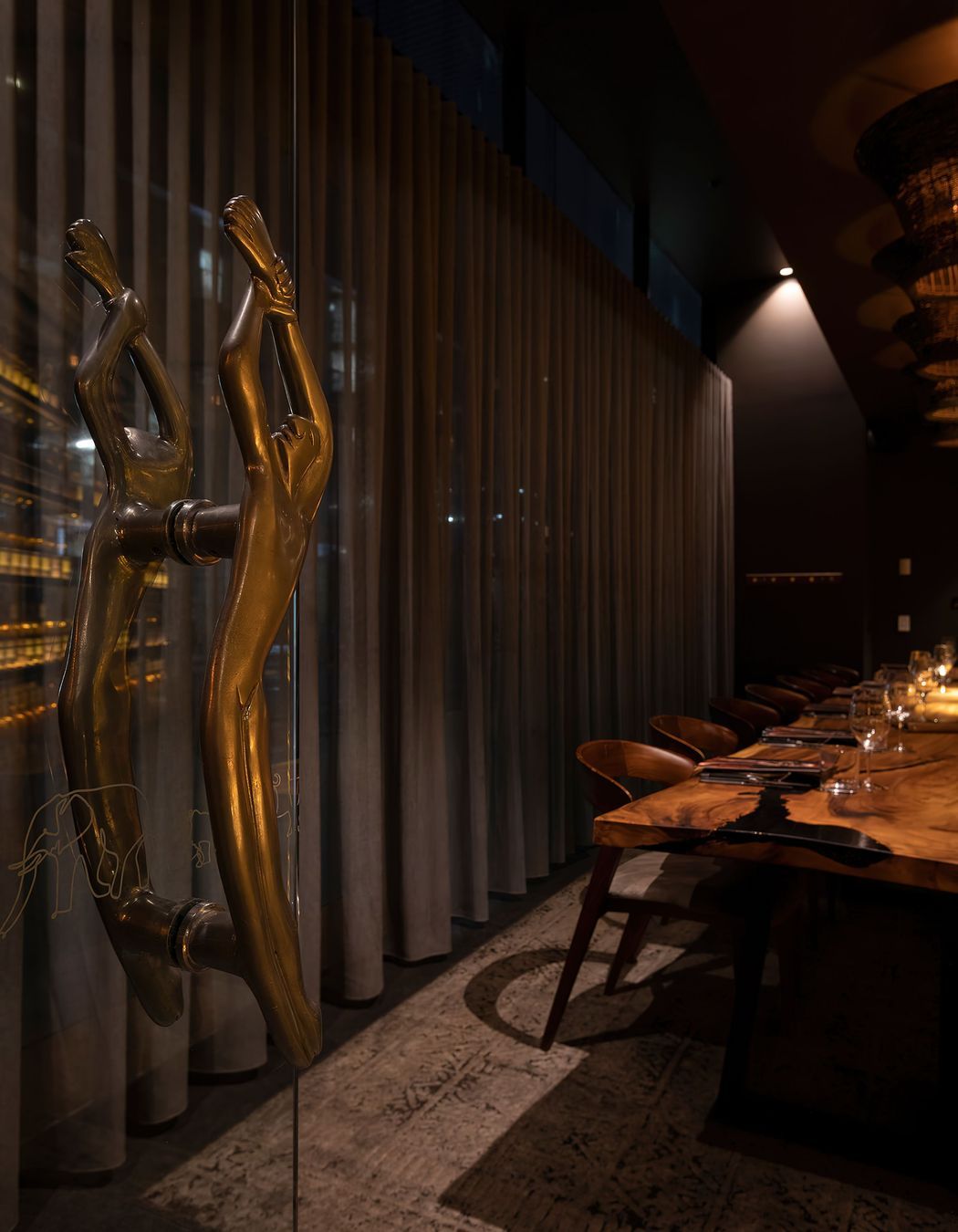 The-Meat-Wine-Co-Barangaroo-Australia019-gigapixel-standard-scale-200x-v2.jpg