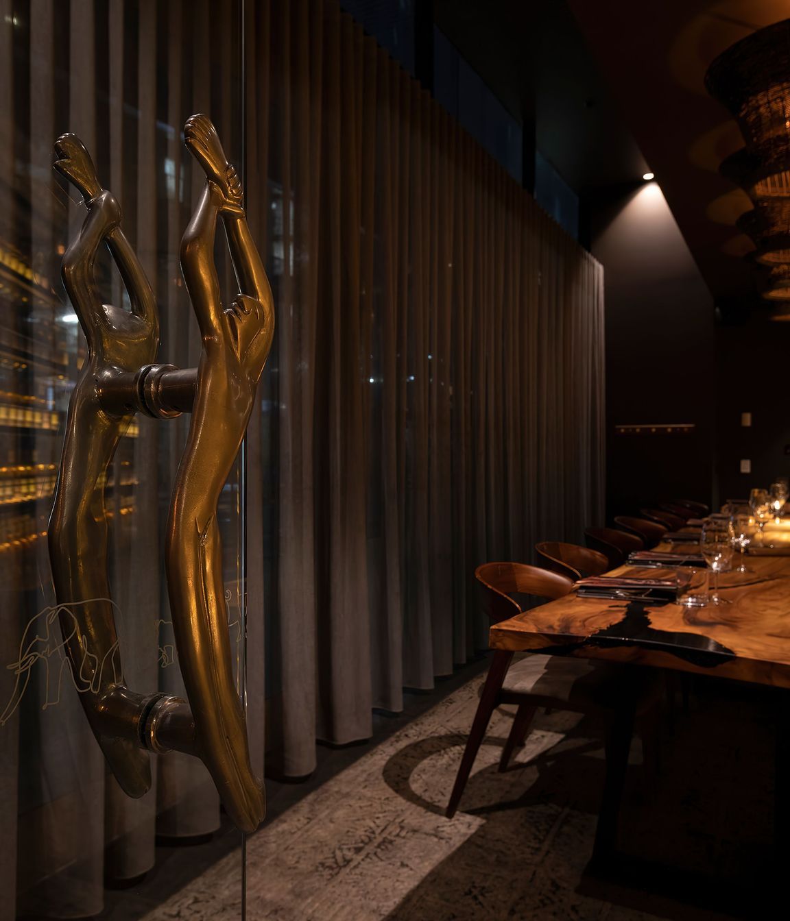 The-Meat-Wine-Co-Barangaroo-Australia019-gigapixel-standard-scale-200x-v2.jpg
