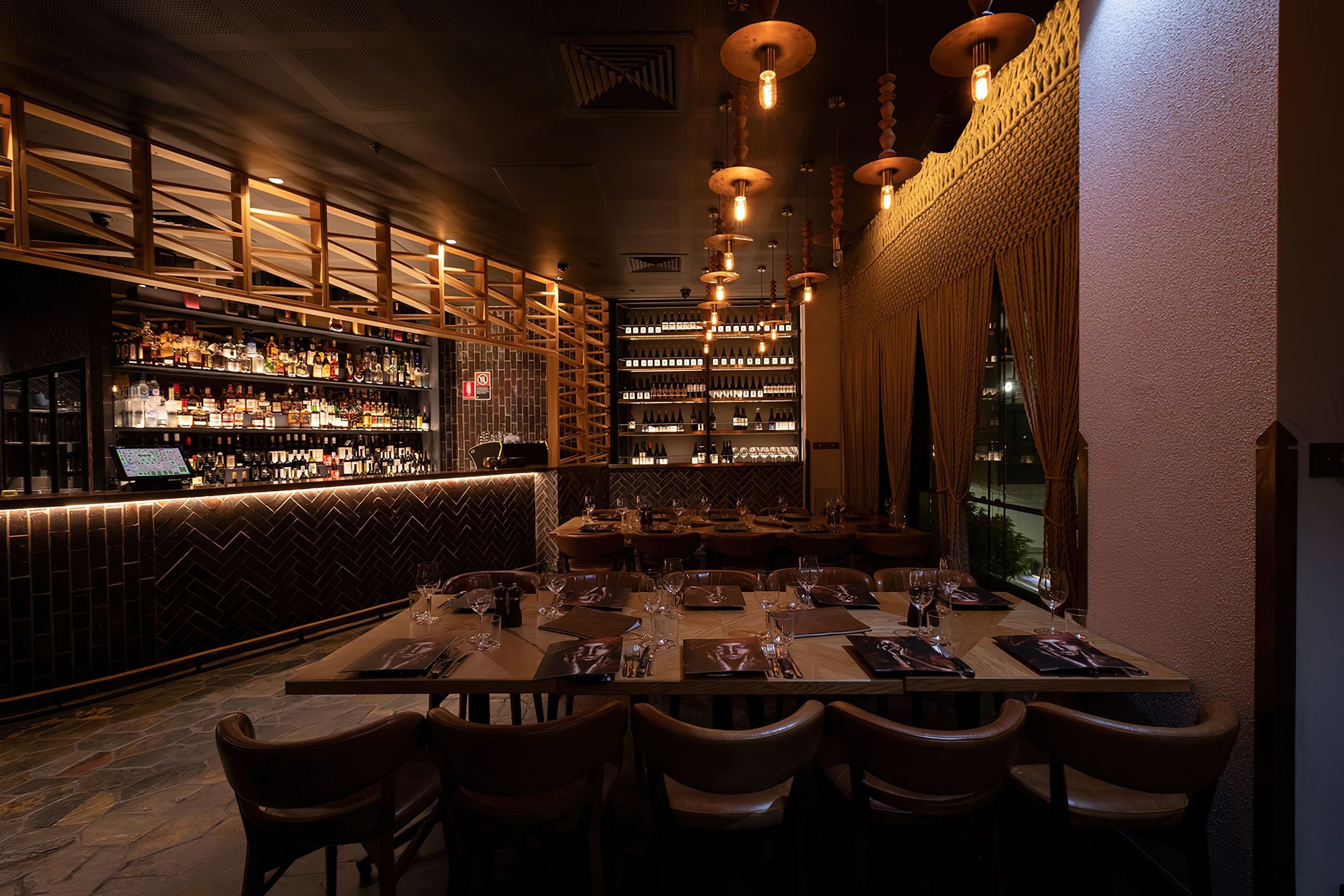 The-Meat-Wine-Co-Barangaroo-Australia086-gigapixel-standard-scale-200x.jpg