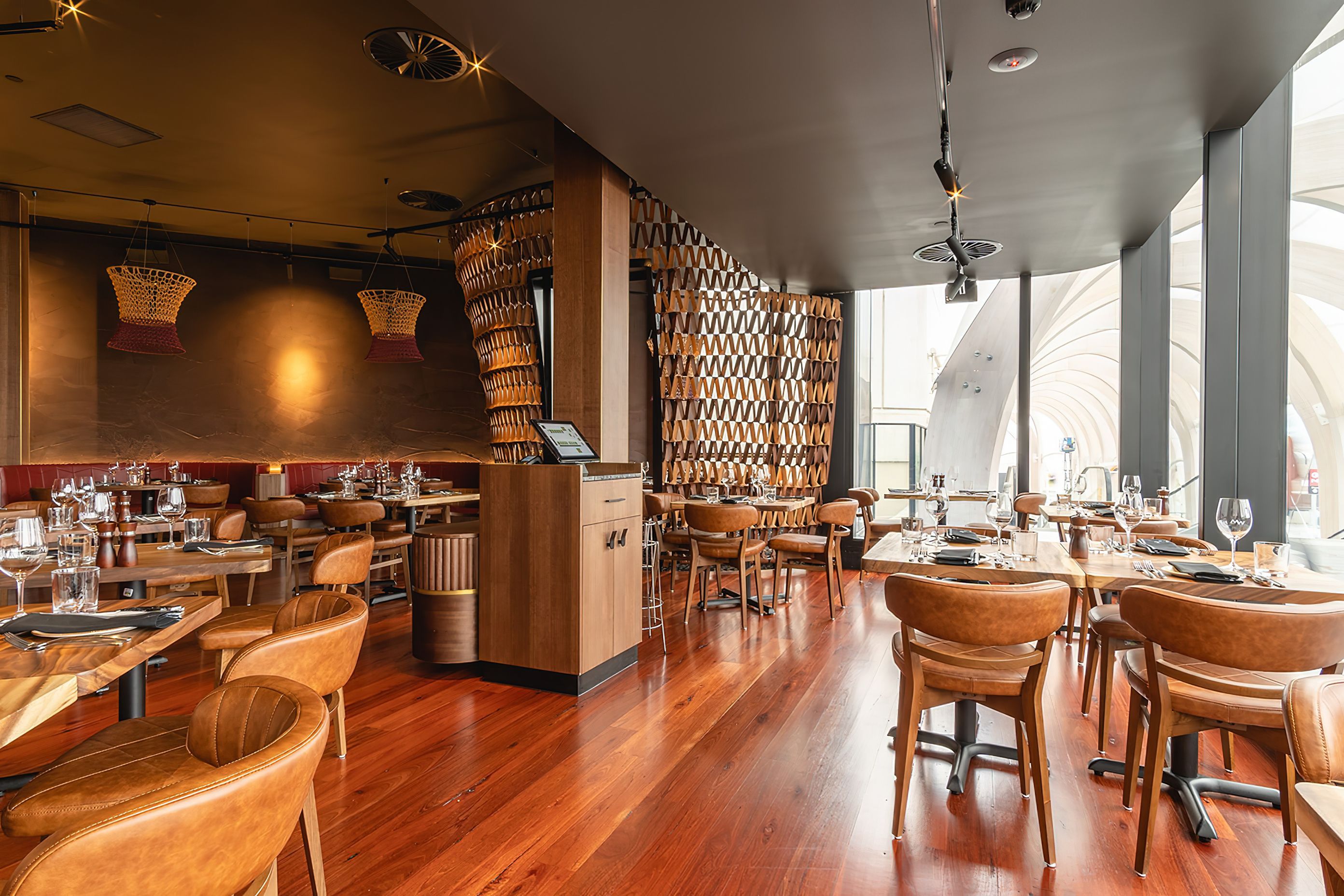 The-Meat-Wine-Co-Chadstone12-gigapixel-standard-scale-200x.jpg