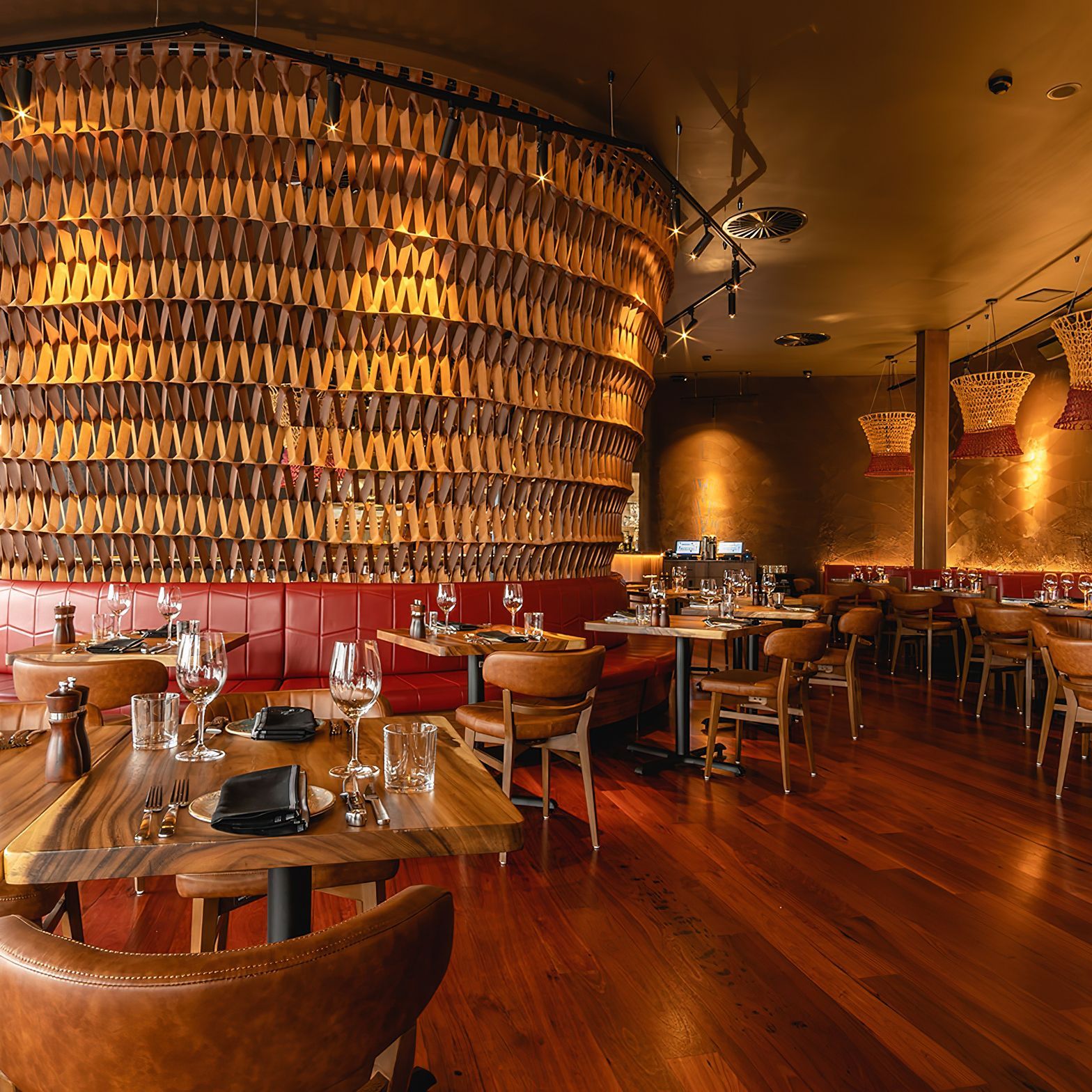 The-Meat-Wine-Co-Chadstone18-gigapixel-standard-scale-200x.jpg