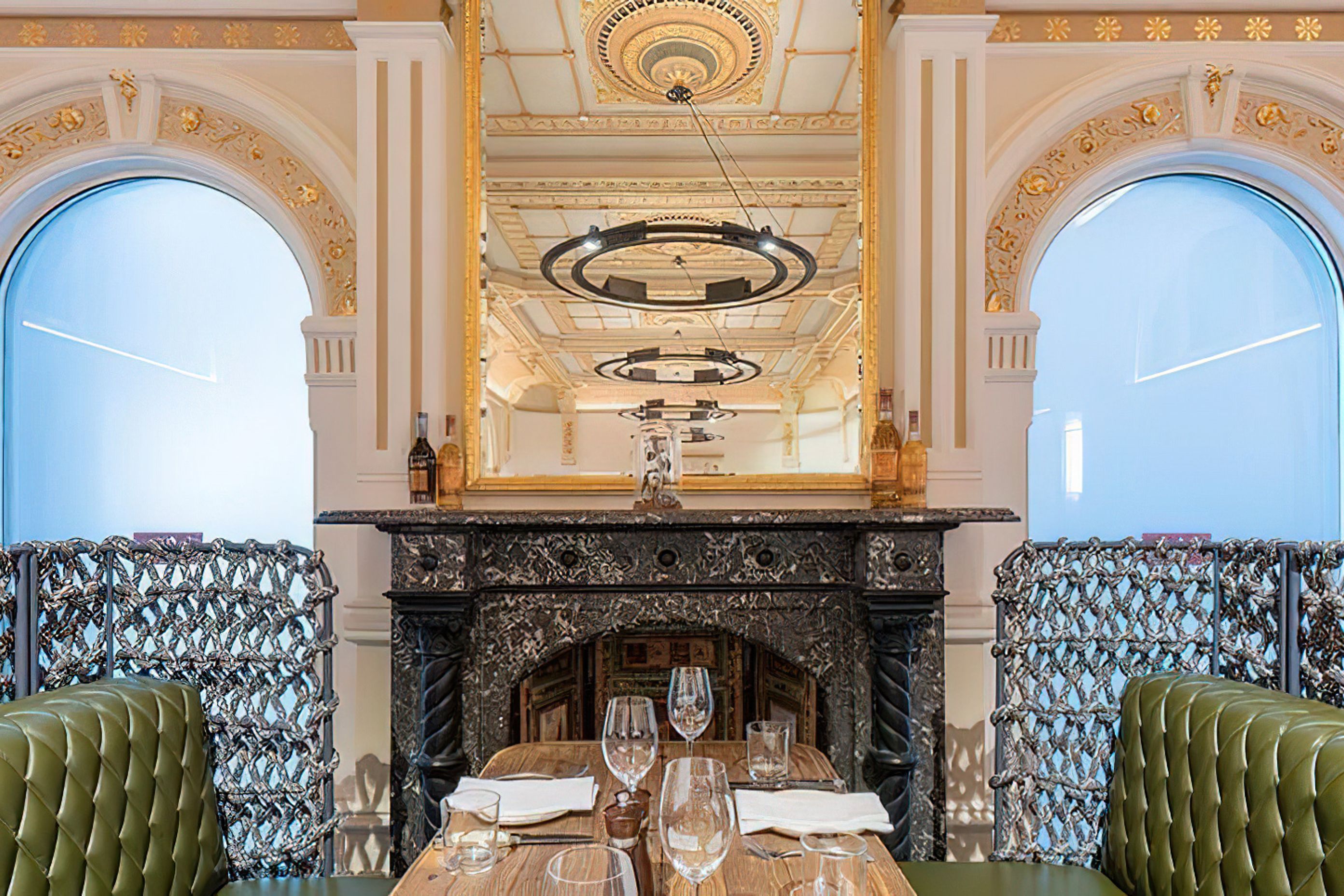 The-Meat-and-Wine-Co-Palace-Hotel02-gigapixel-standard-scale-200x.jpg