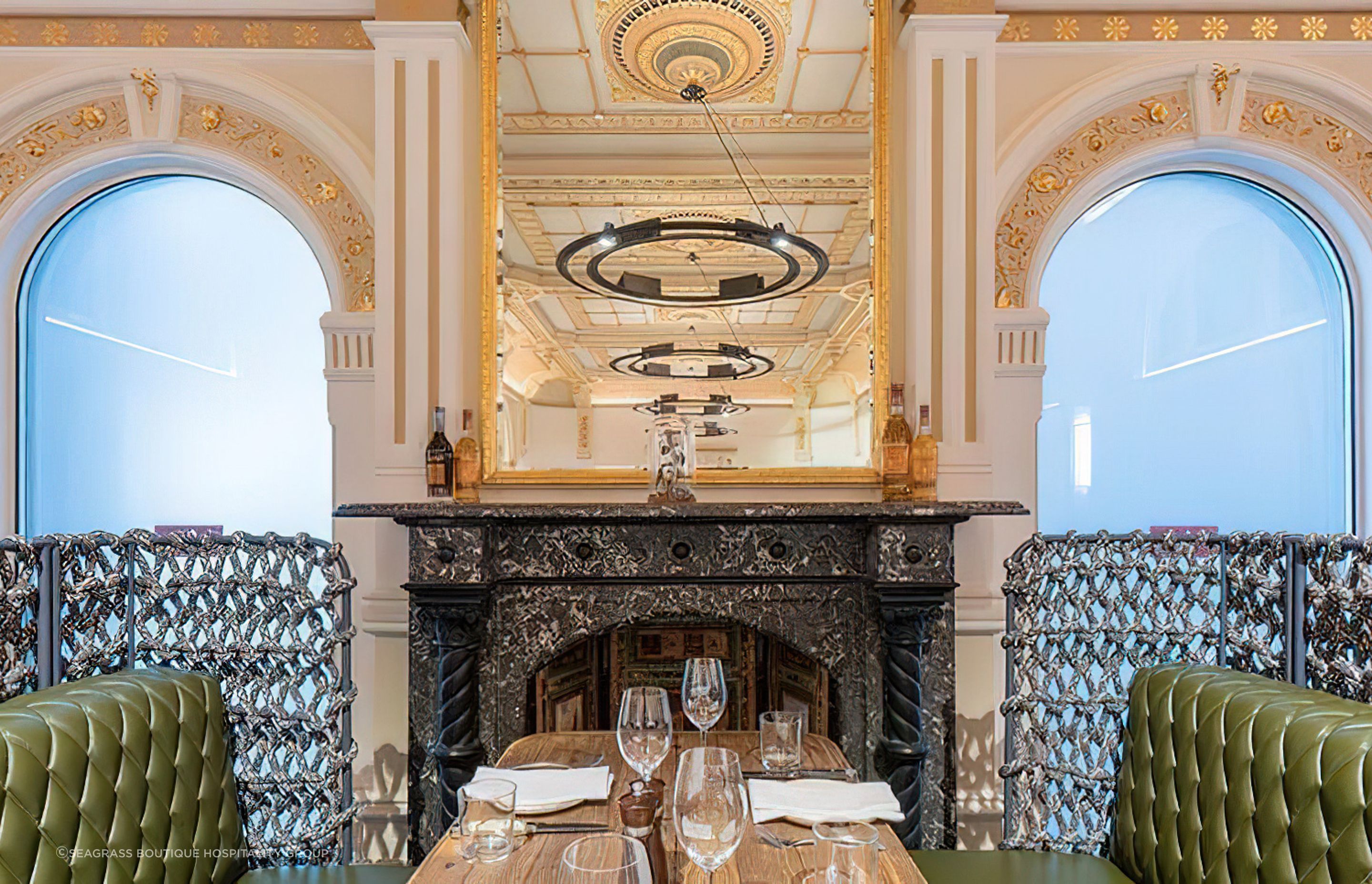 The-Meat-and-Wine-Co-Palace-Hotel02-gigapixel-standard-scale-200x.jpg