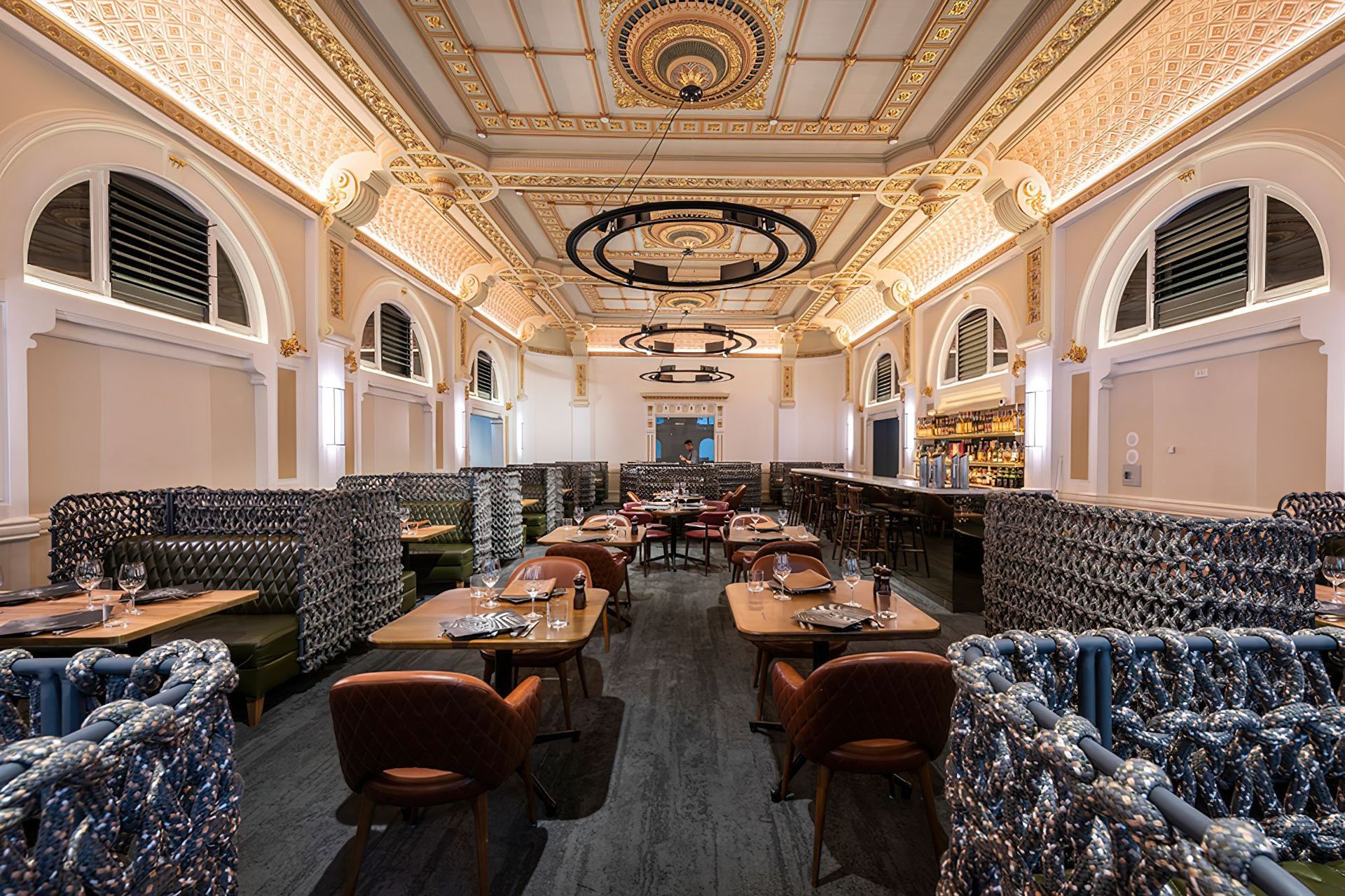 The-Meat-and-Wine-Co-Palace-Hotel07-gigapixel-standard-scale-200x.jpg