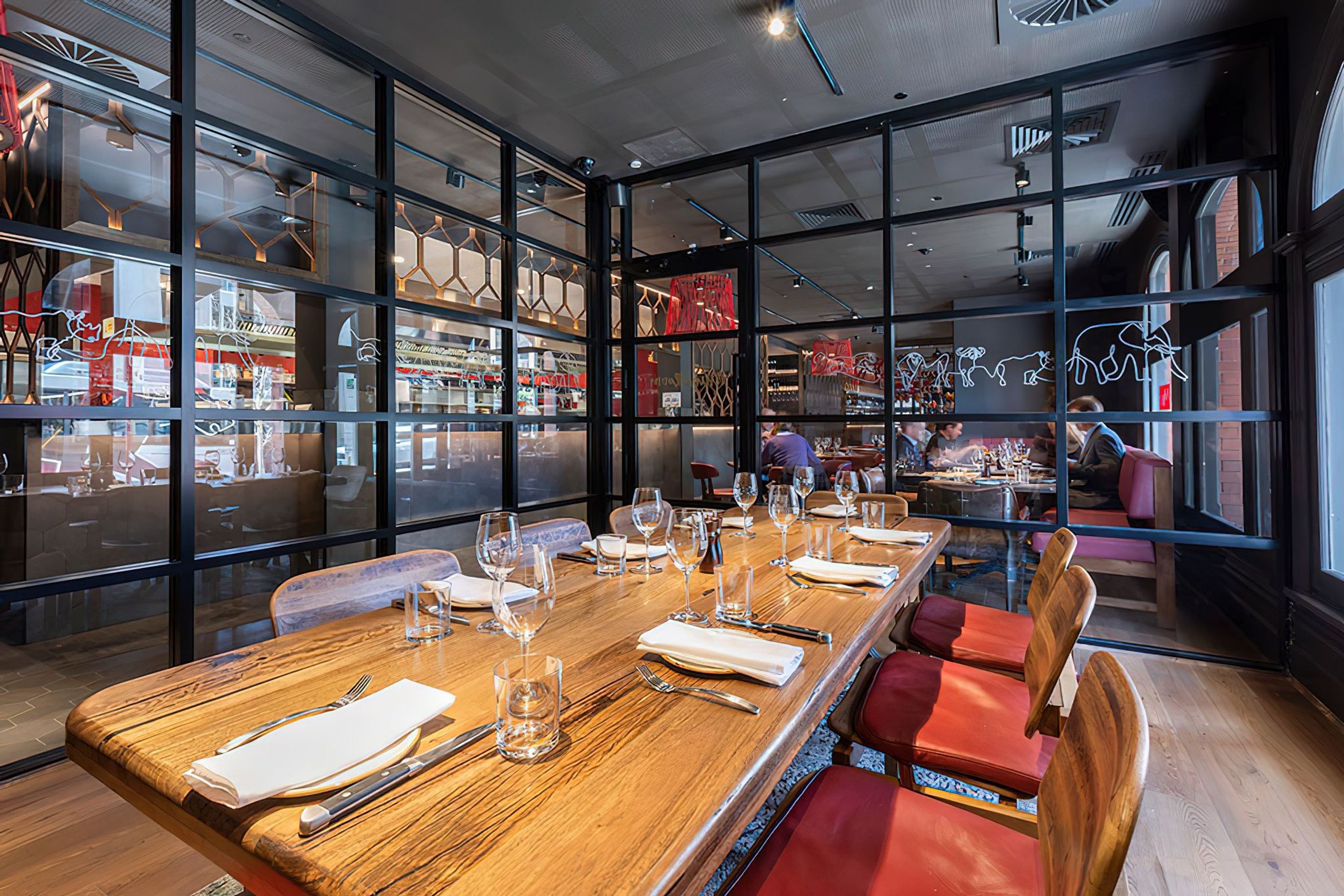 The-Meat-and-Wine-Co-Palace-Hotel30-gigapixel-standard-scale-200x.jpg