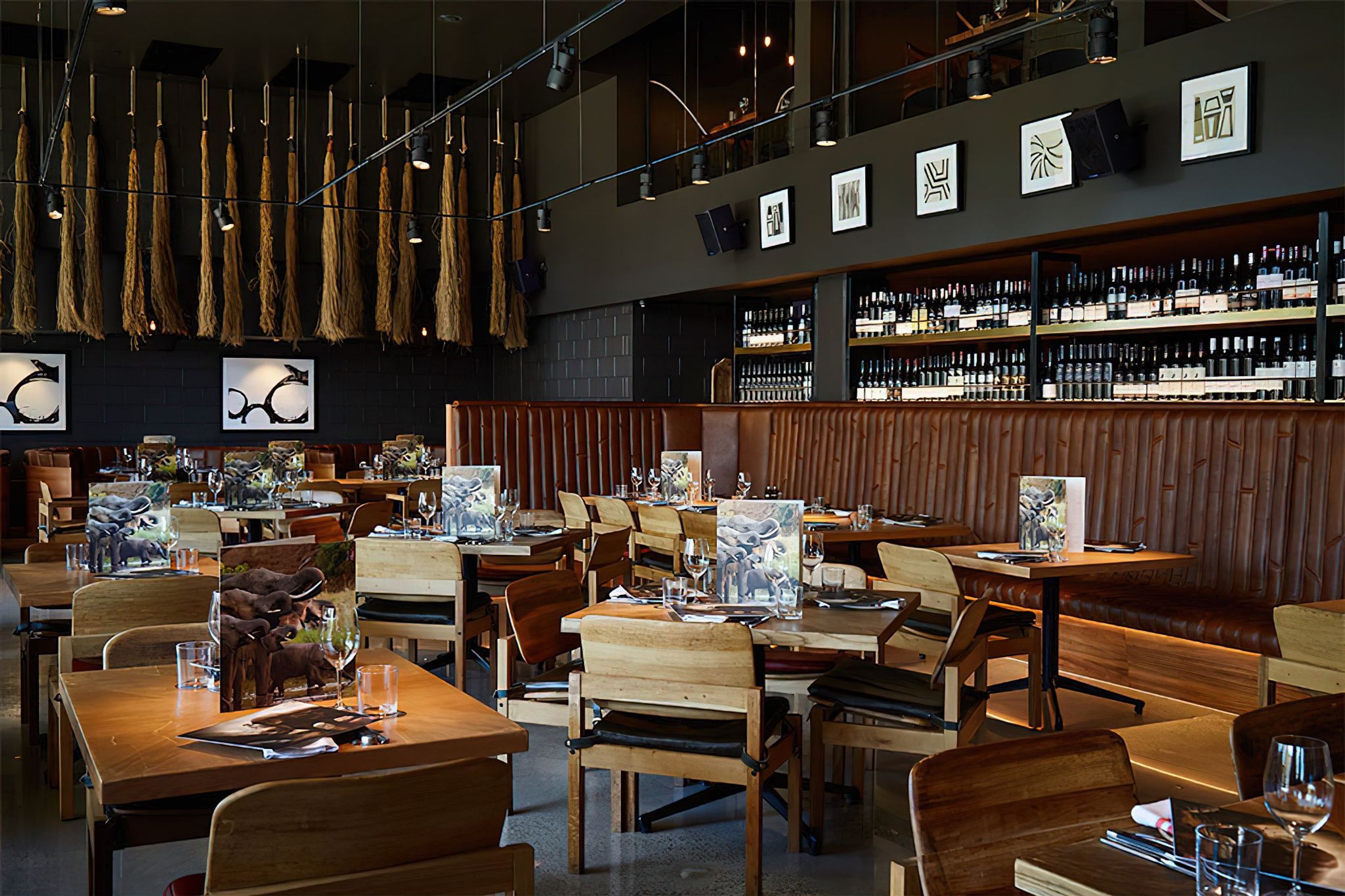 The-Meat-and-Wine-Co-Parramatta02-gigapixel-standard-scale-200x.jpg