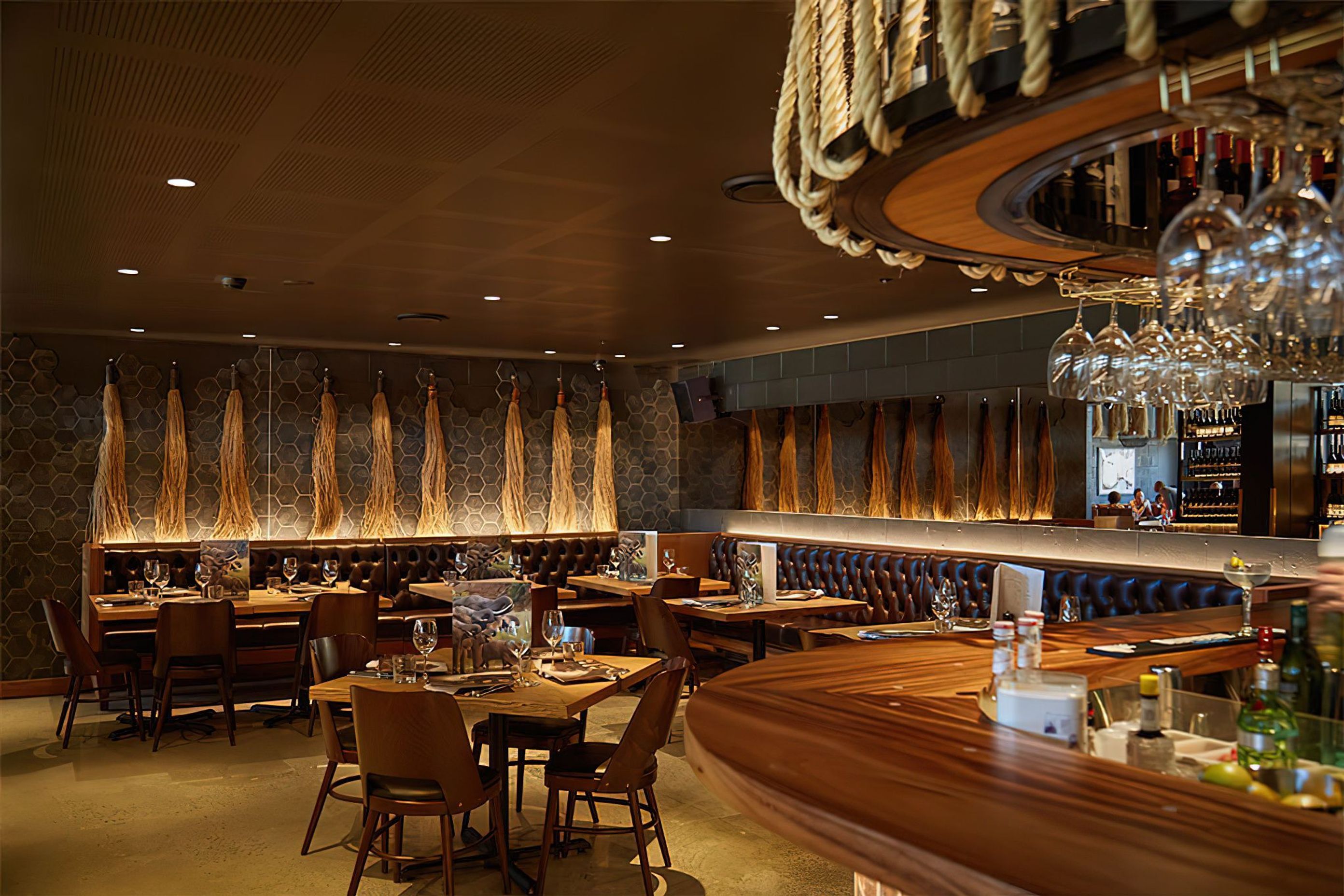 The-Meat-and-Wine-Co-Parramatta05-gigapixel-standard-scale-200x.jpg