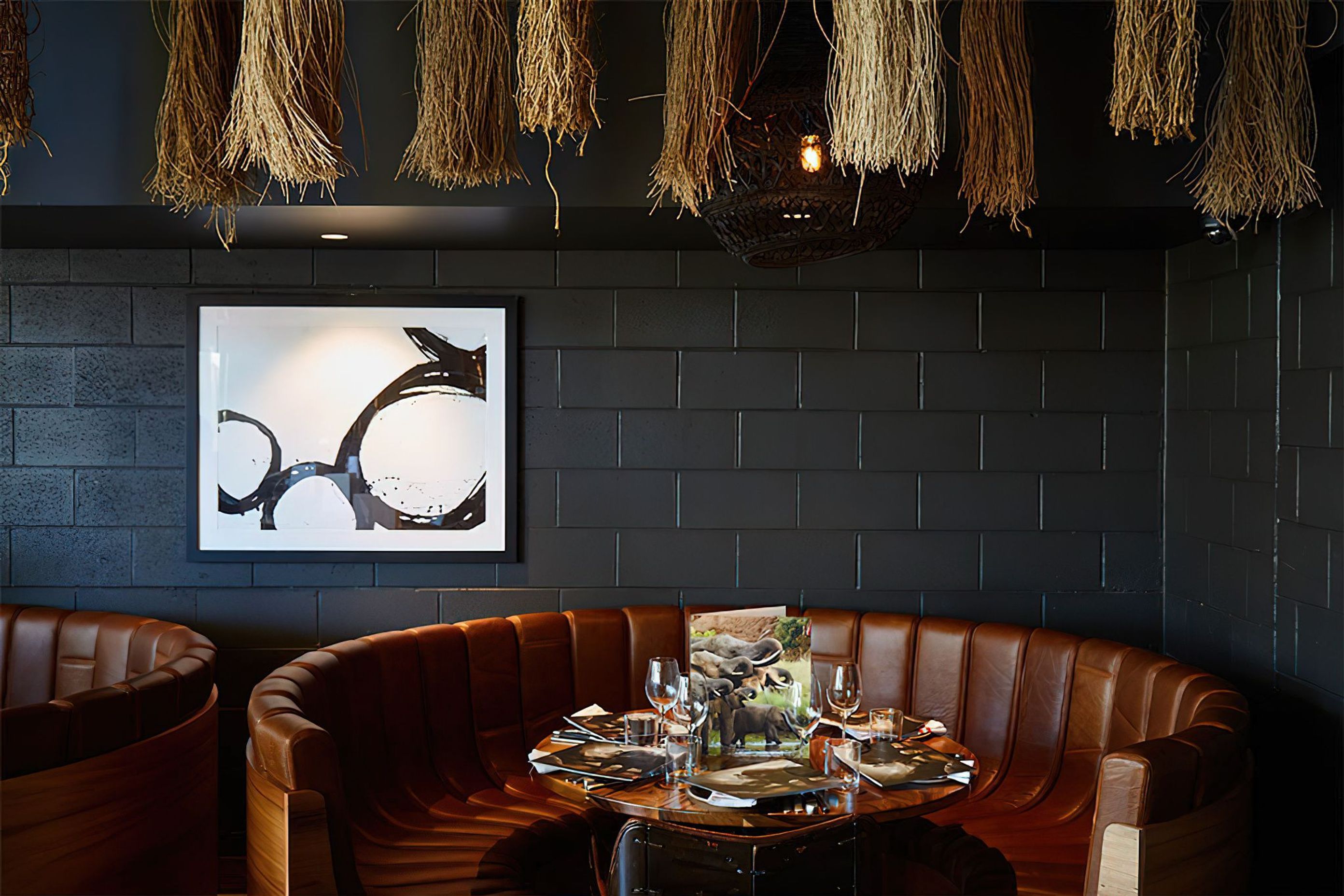 The-Meat-and-Wine-Co-Parramatta12-gigapixel-standard-scale-200x.jpg