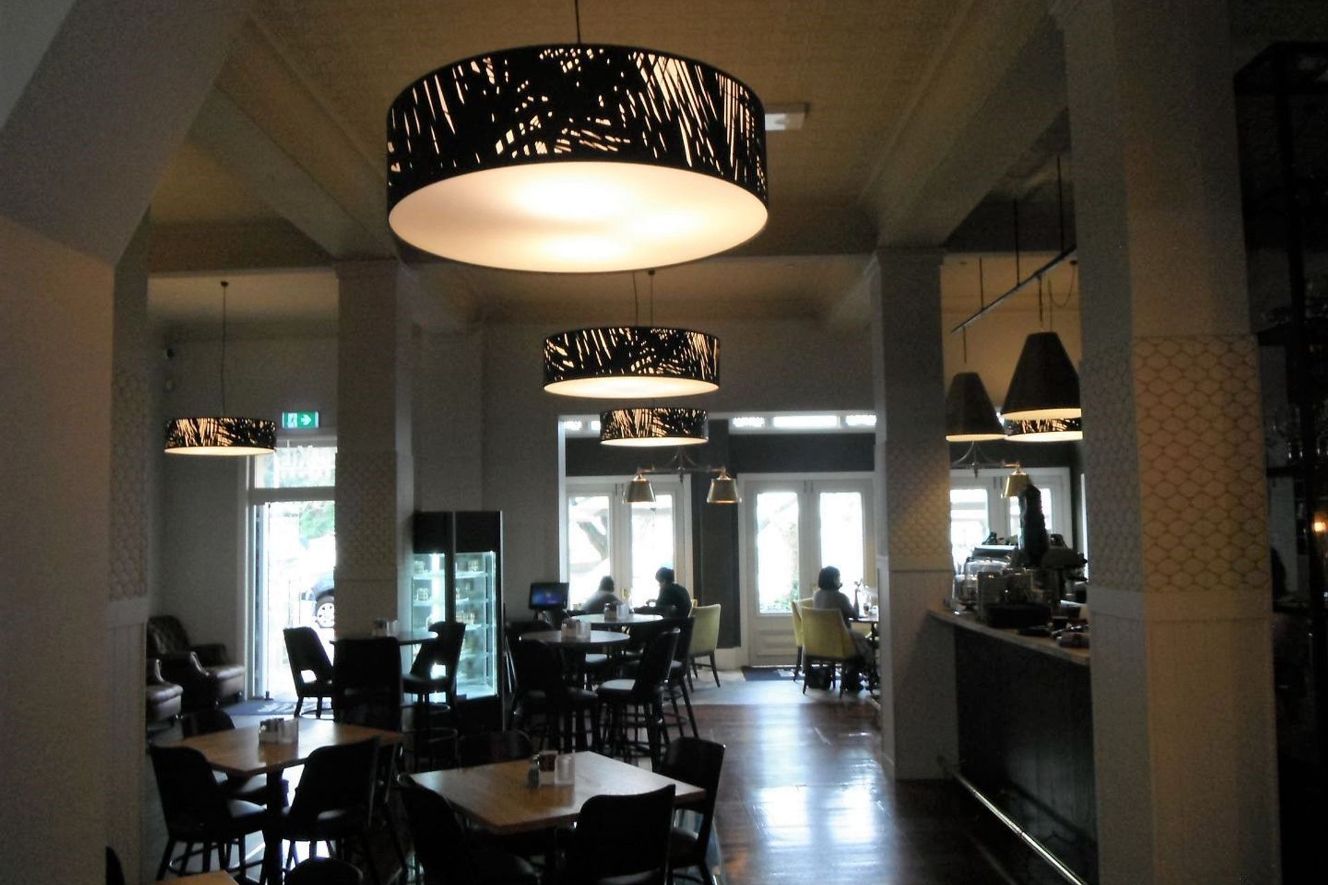 Dixie Browns Bar + Restaurant